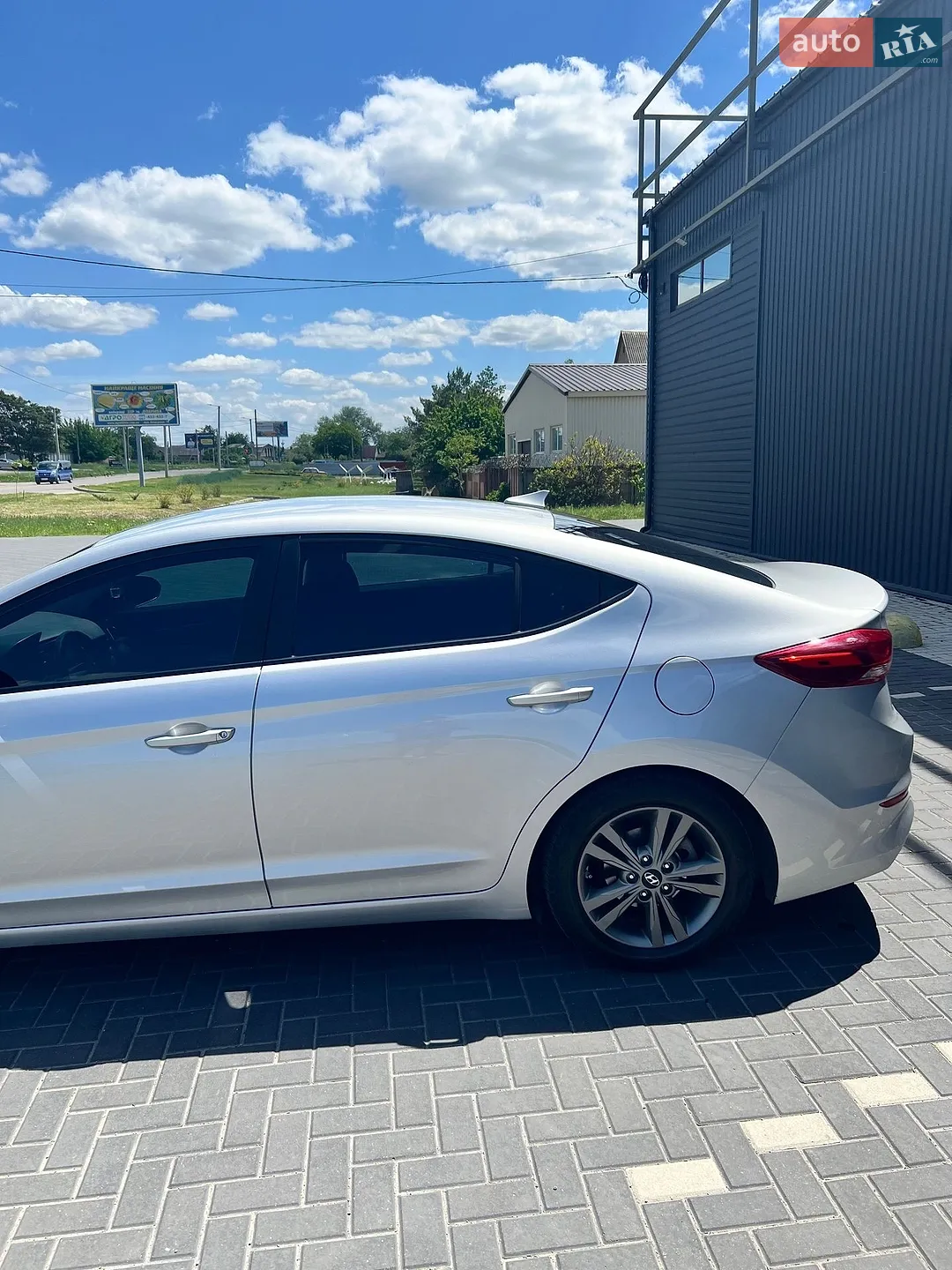 2018 Hyundai Elantra - мініатюра 3