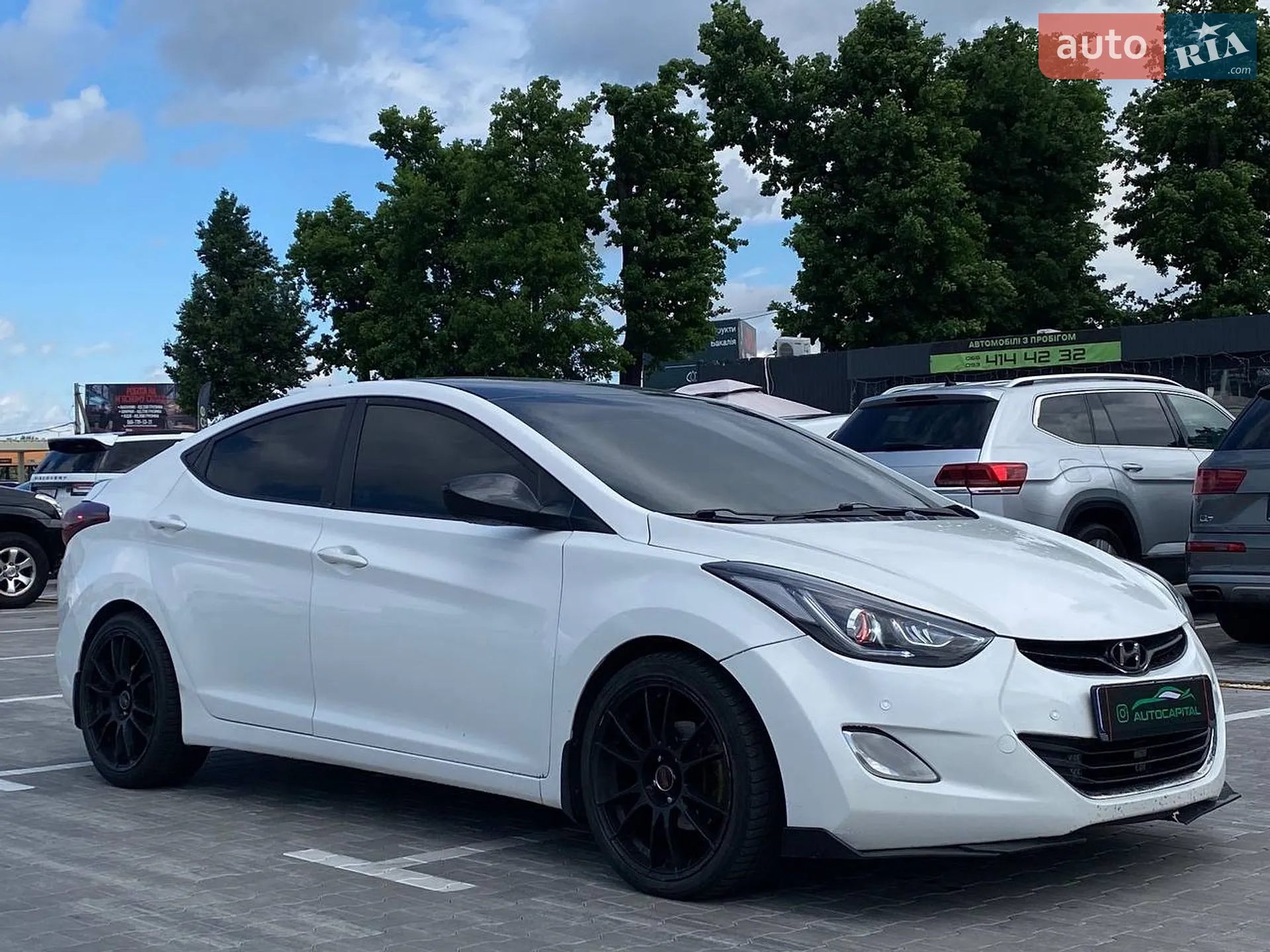 2013 Hyundai Elantra - мініатюра 8