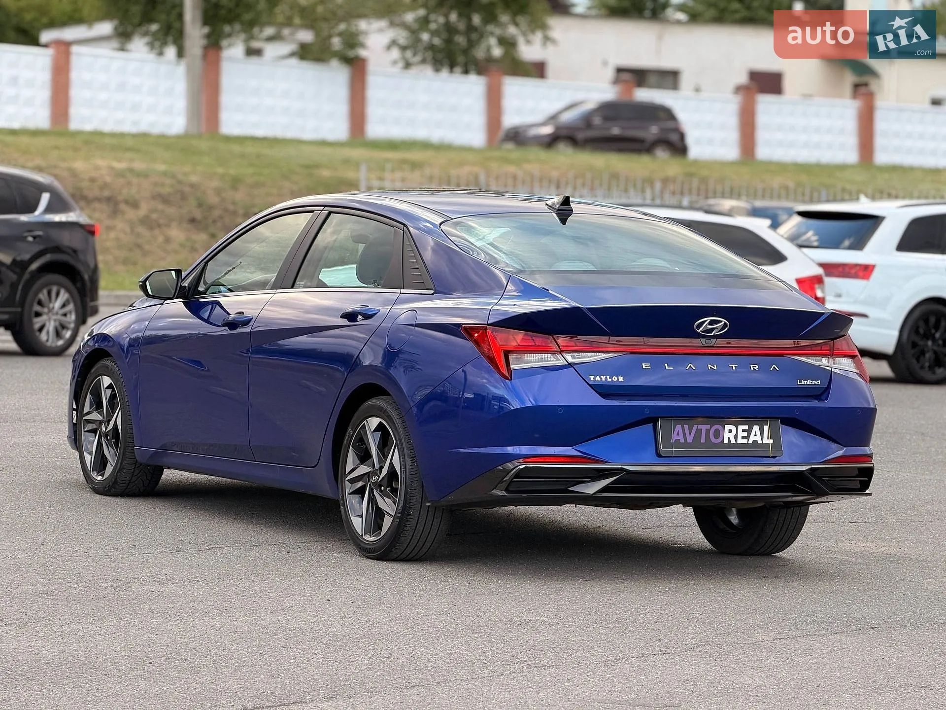 2020 Hyundai Elantra - мініатюра 27