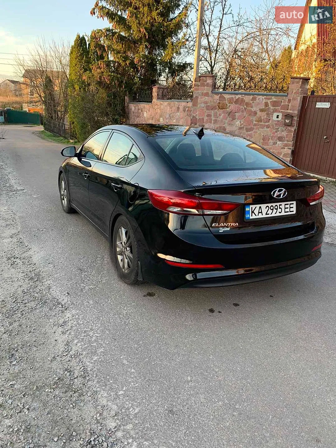 2018 Hyundai Elantra - мініатюра 8