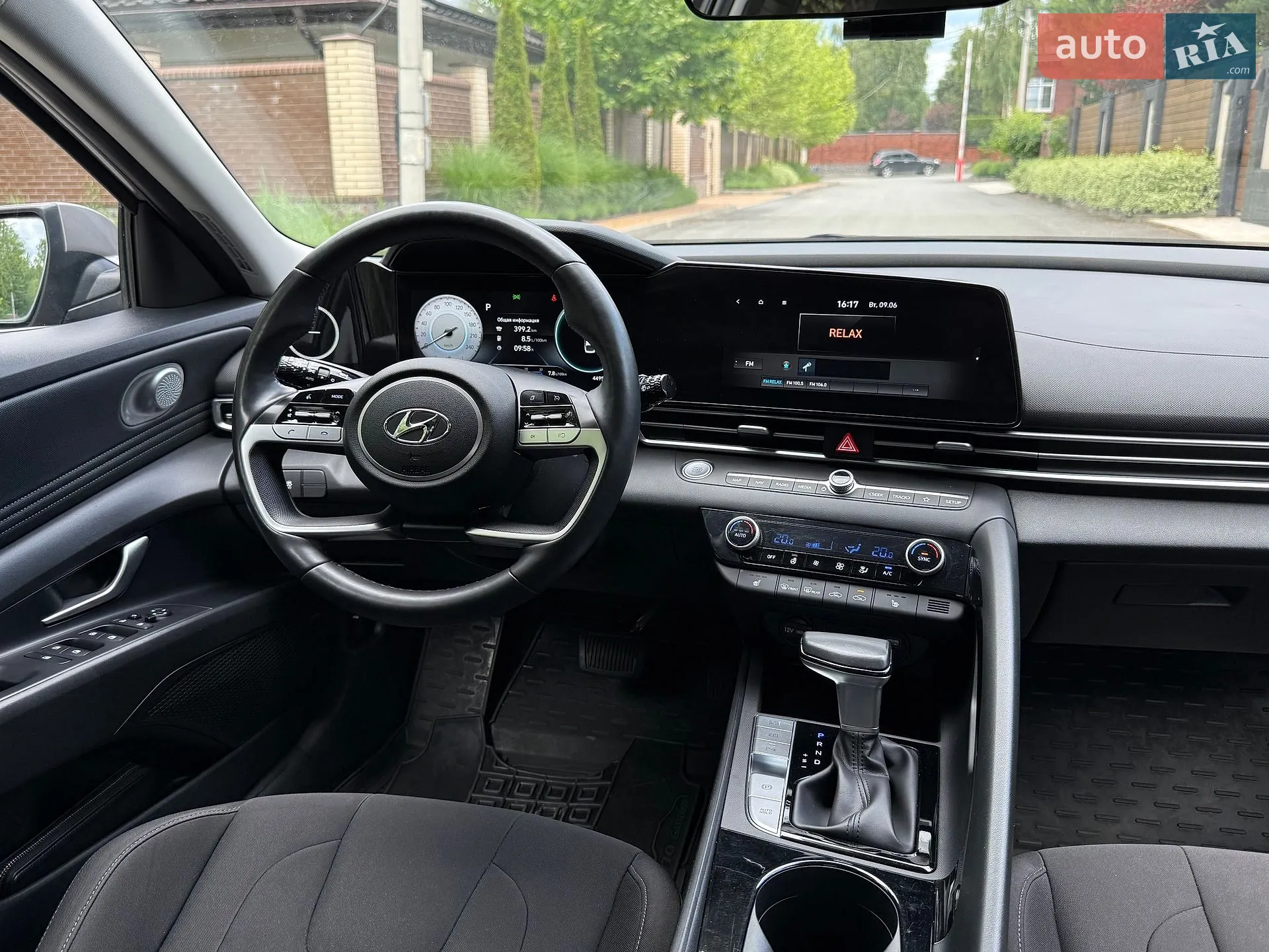 2021 Hyundai Elantra - мініатюра 31