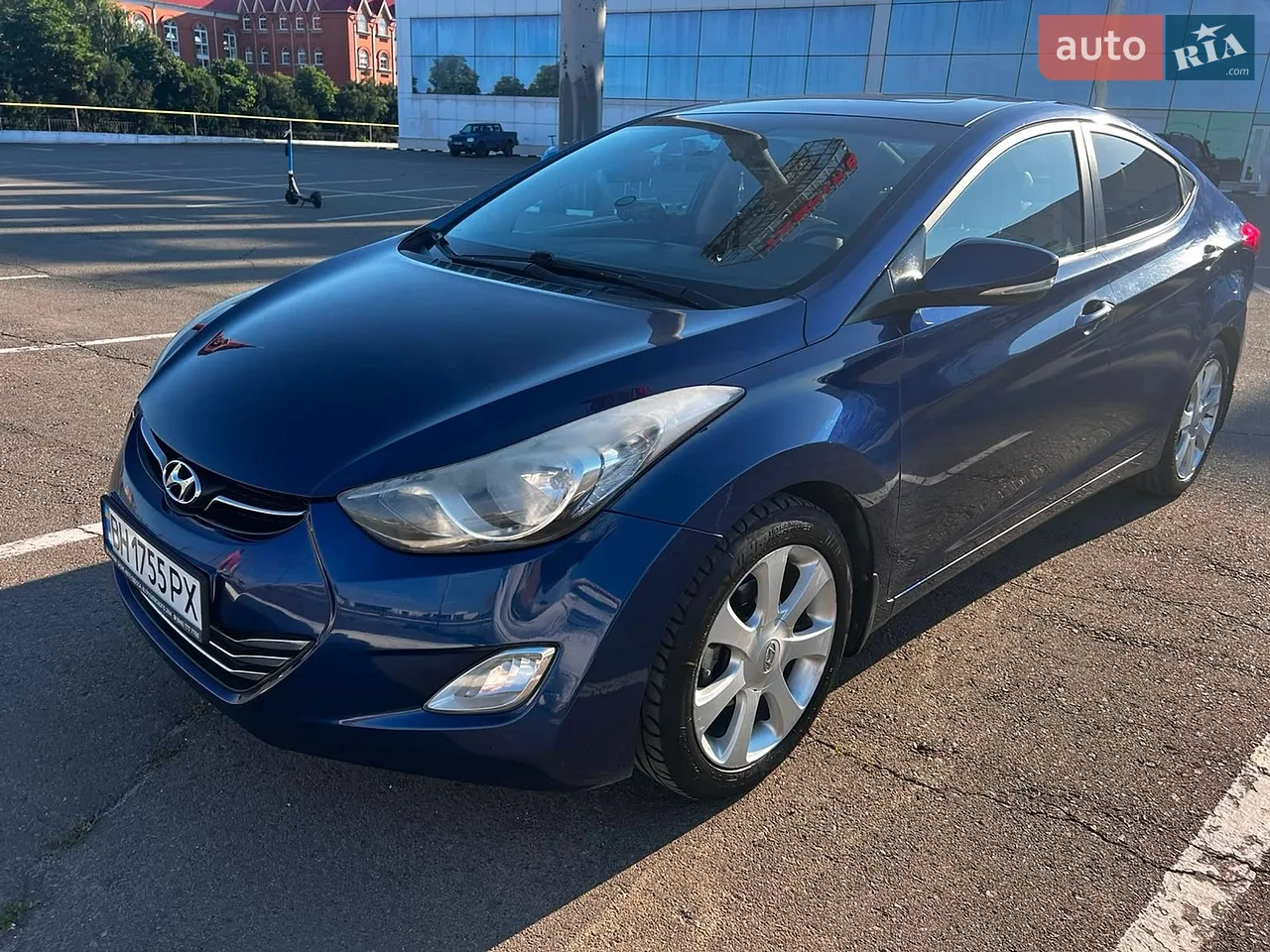 2013 Hyundai Elantra - мініатюра 23