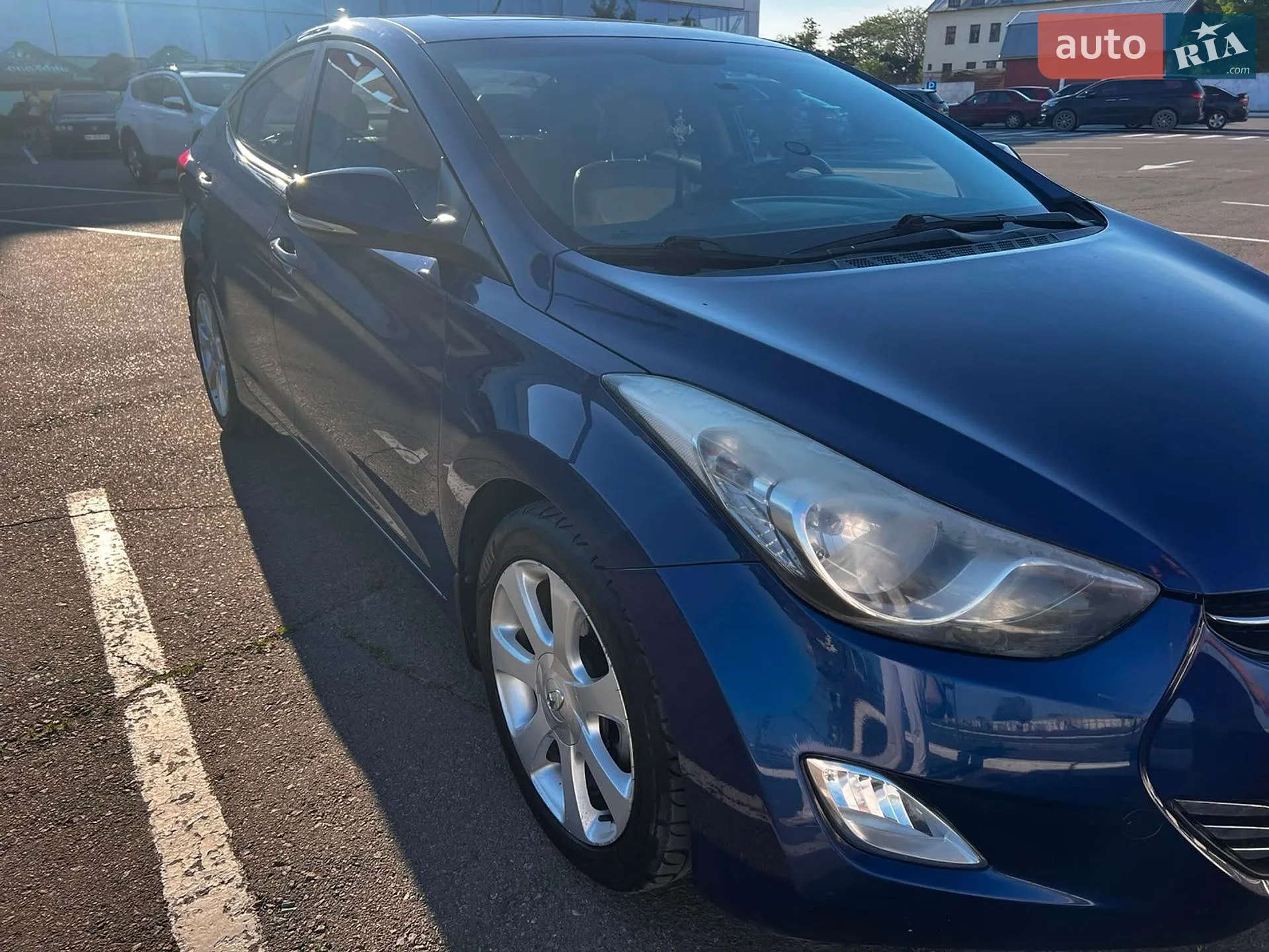 2013 Hyundai Elantra - мініатюра 3