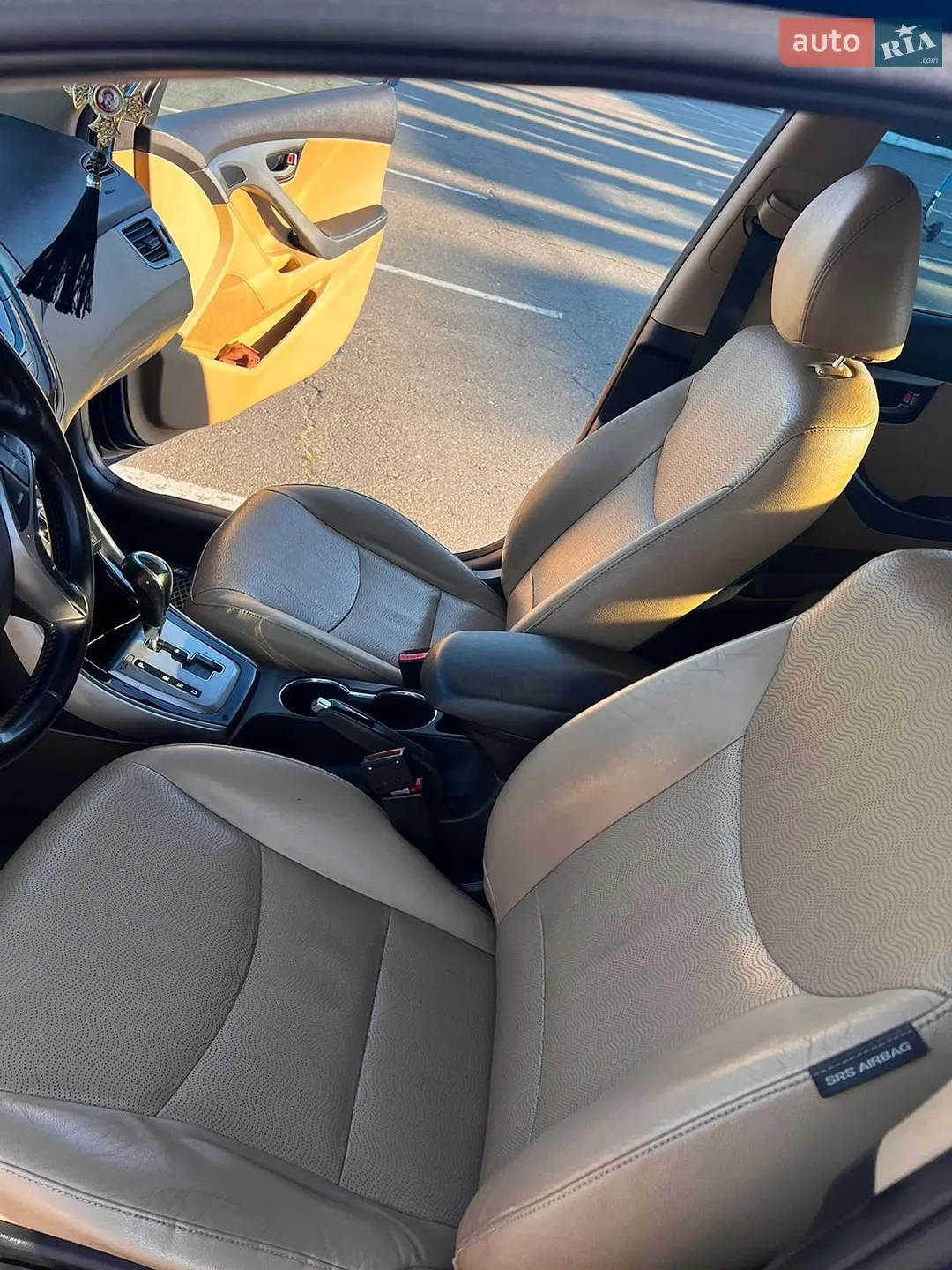 2013 Hyundai Elantra - мініатюра 17