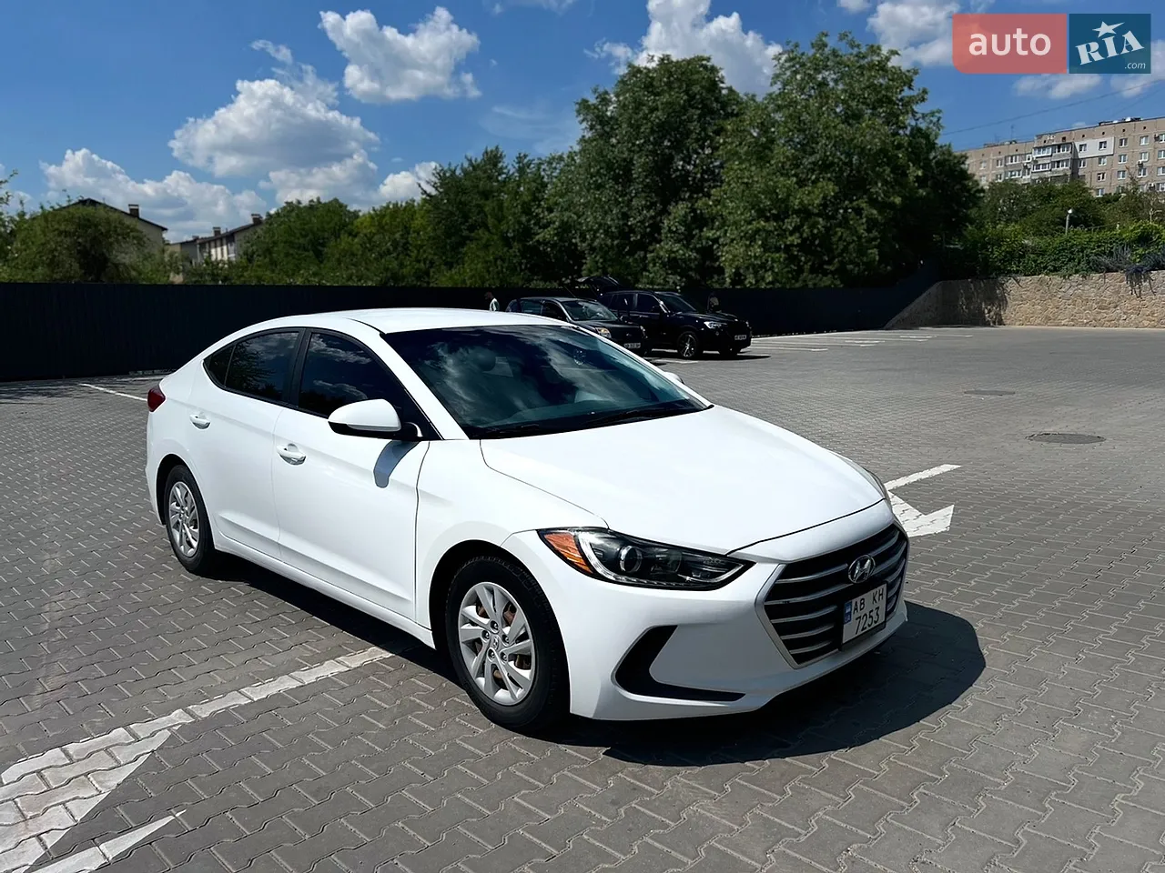 2016 Hyundai Elantra - мініатюра 12