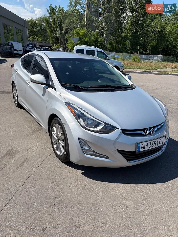 2015 Hyundai Elantra - мініатюра 10