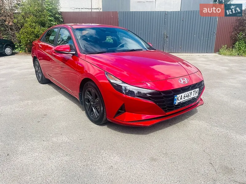 Hyundai Elantra 2023