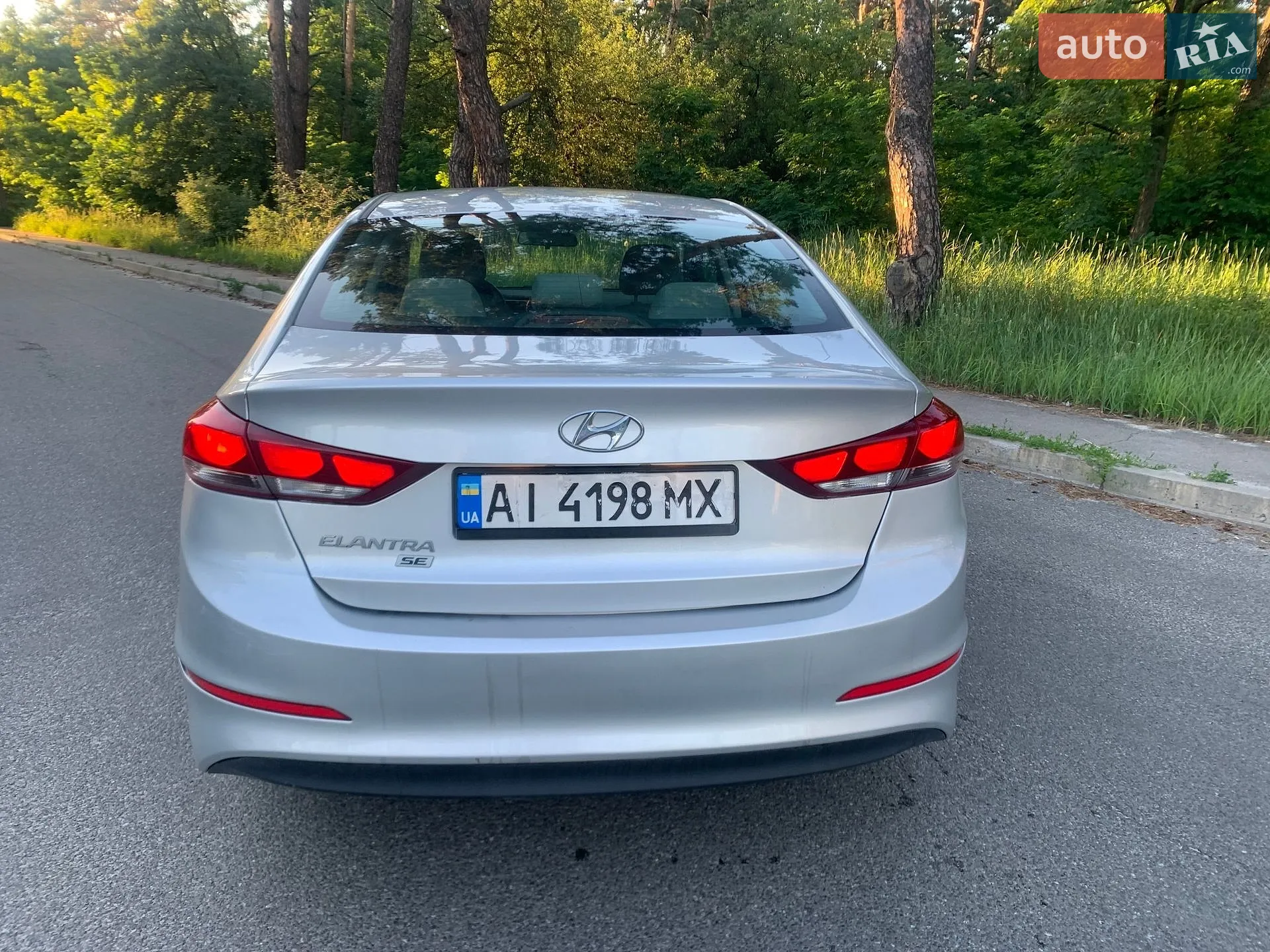 2018 Hyundai Elantra - мініатюра 9