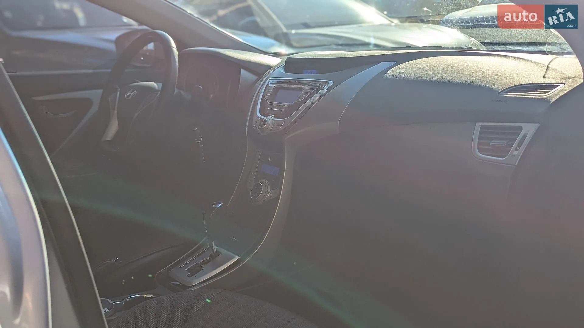 2011 Hyundai Elantra - мініатюра 28