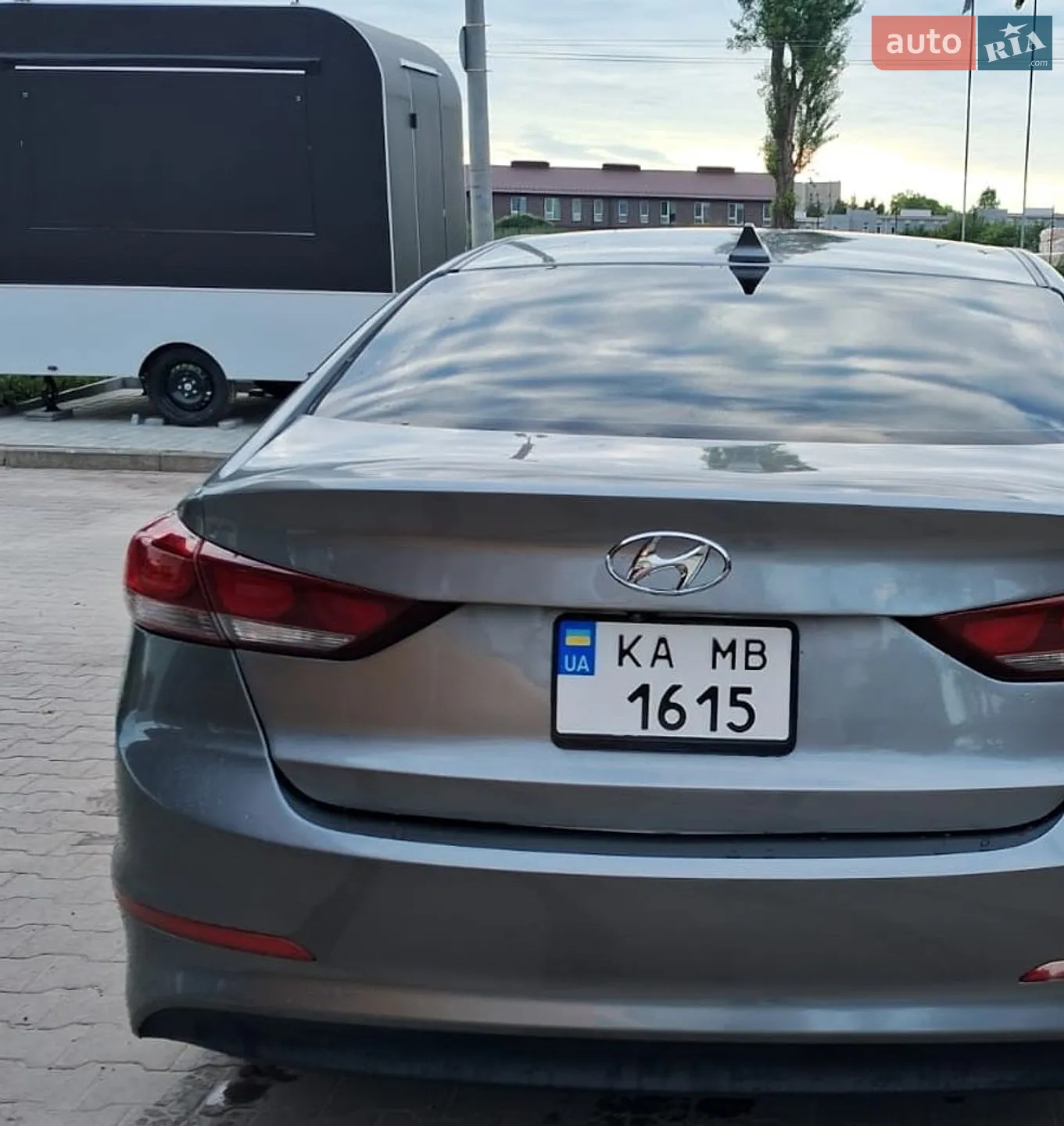 2017 Hyundai Elantra - мініатюра 4