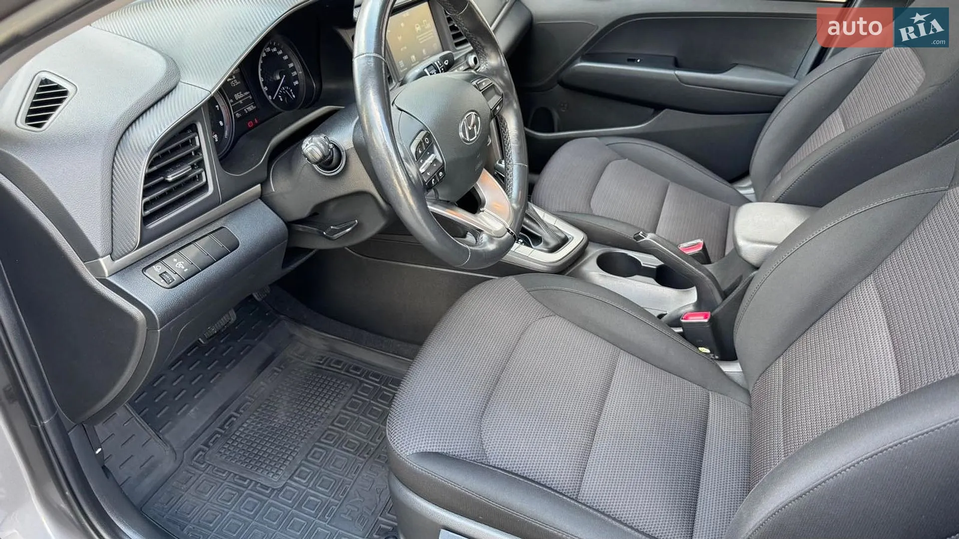 2020 Hyundai Elantra - мініатюра 12