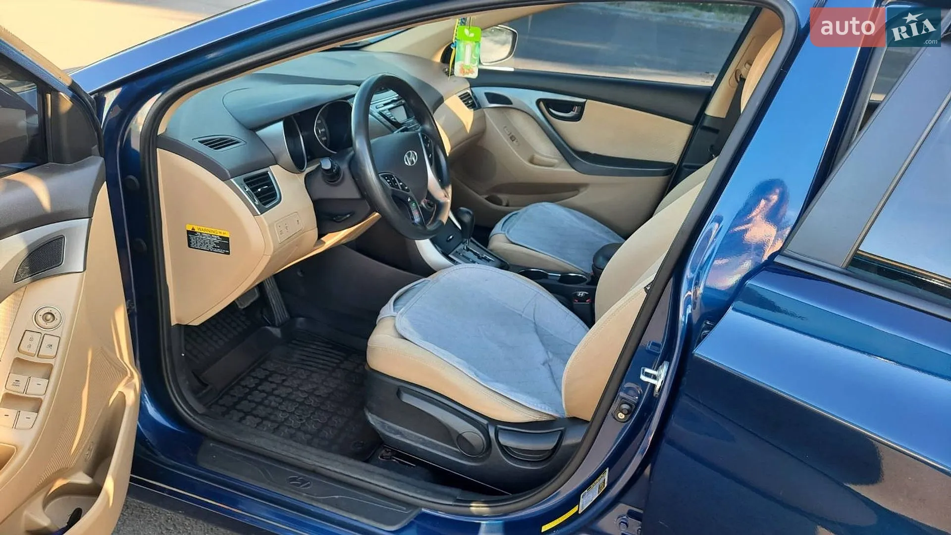 2012 Hyundai Elantra - мініатюра 8