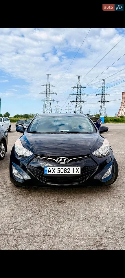 2011 Hyundai Elantra - мініатюра 13