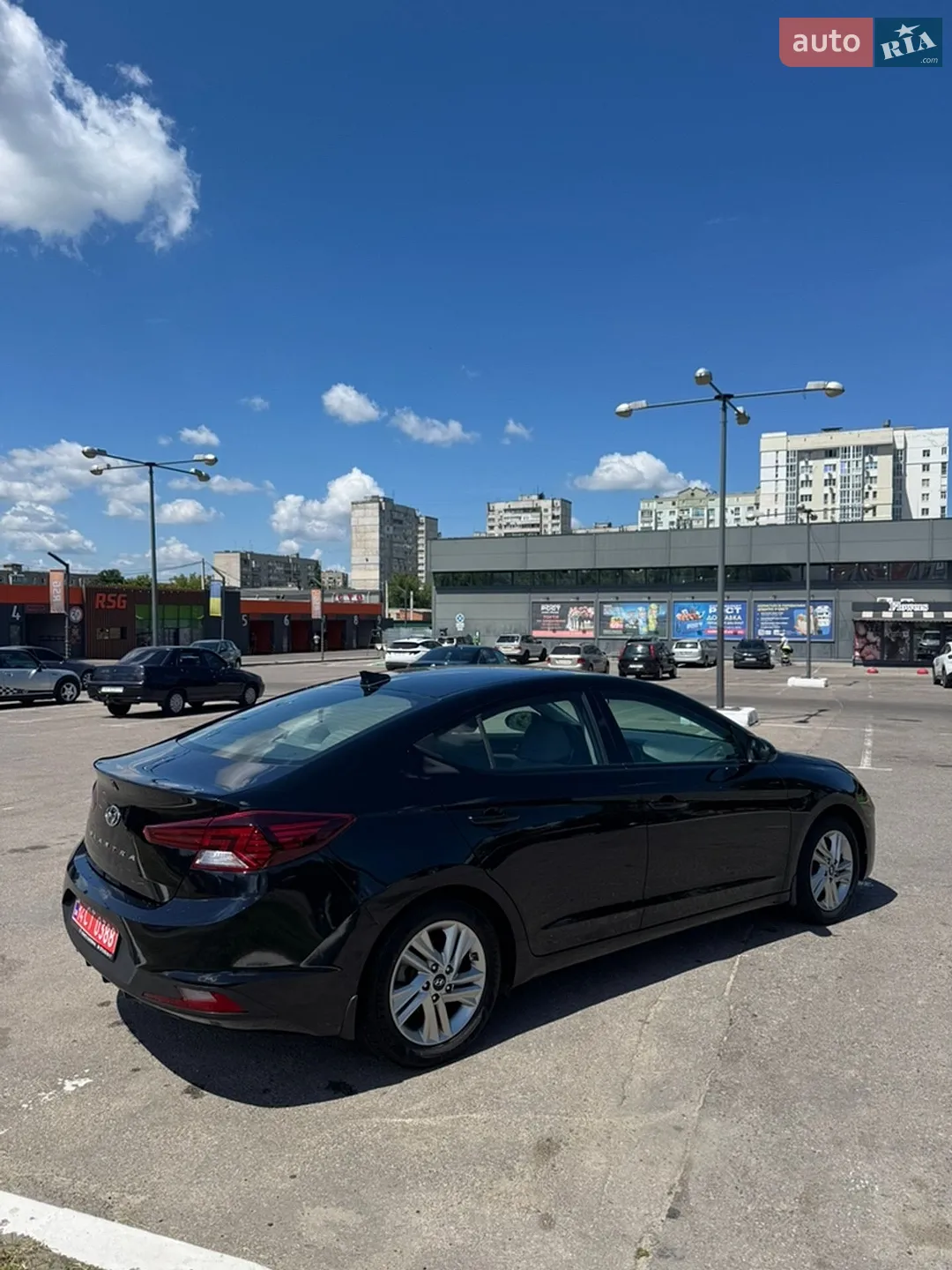 2019 Hyundai Elantra - мініатюра 6