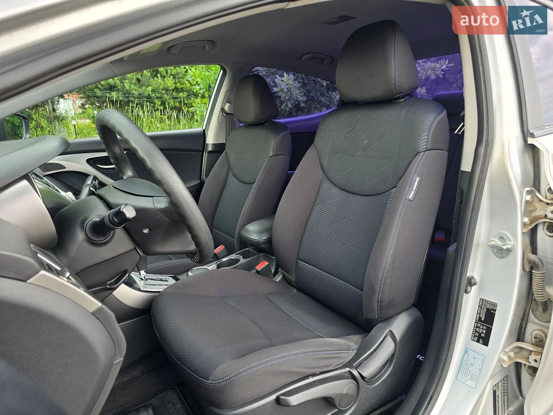 2011 Hyundai Elantra - мініатюра 24