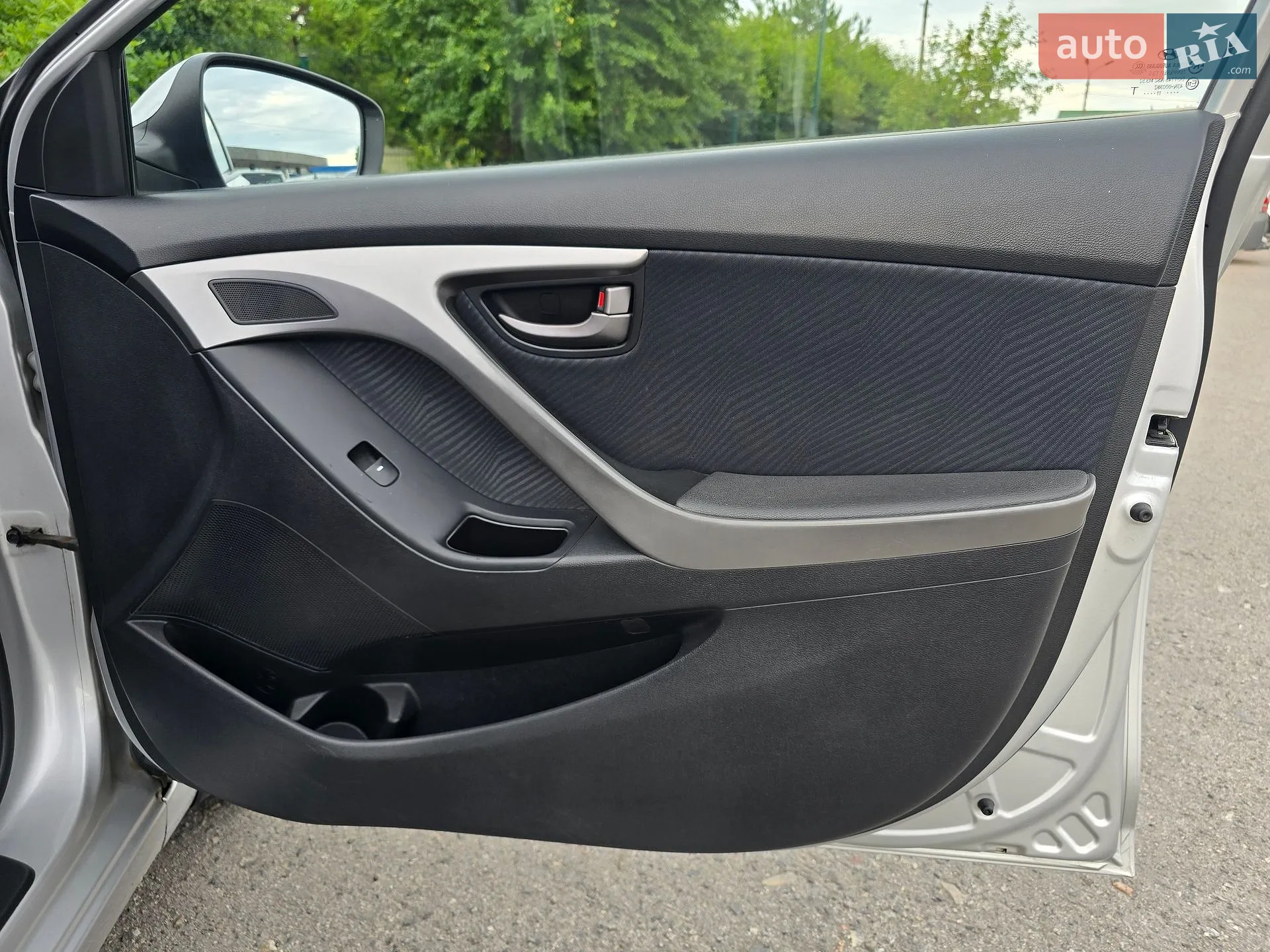 2011 Hyundai Elantra - мініатюра 47