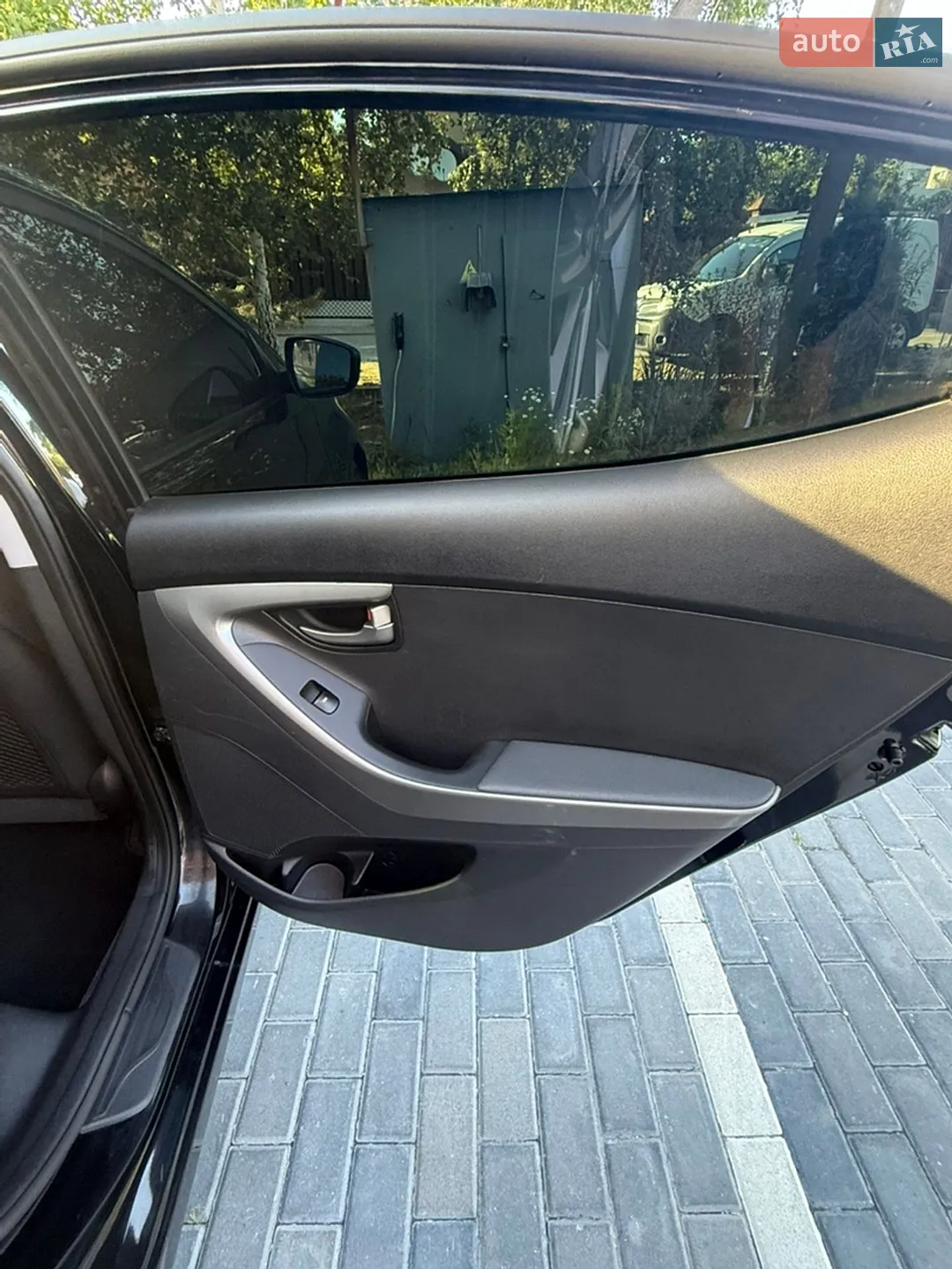 2015 Hyundai Elantra - мініатюра 18