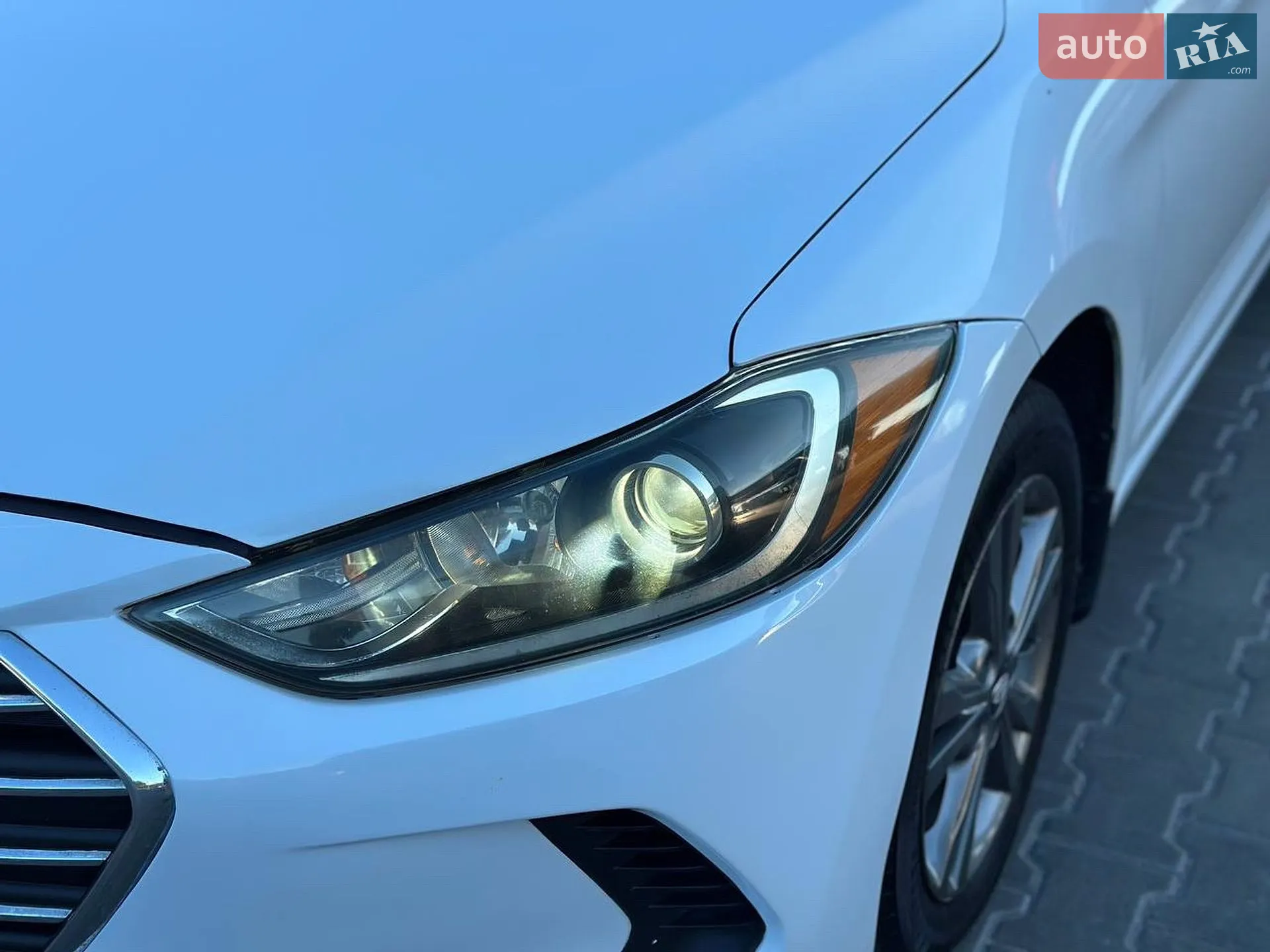 2017 Hyundai Elantra - мініатюра 29