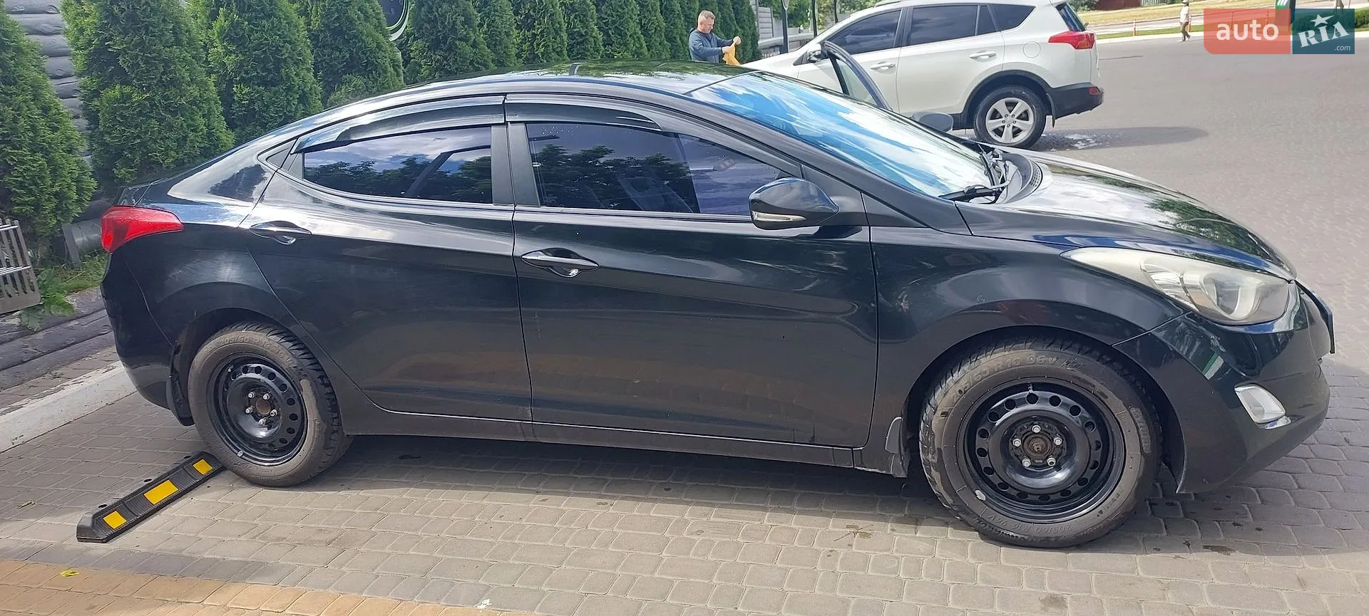 2013 Hyundai Elantra - мініатюра 3