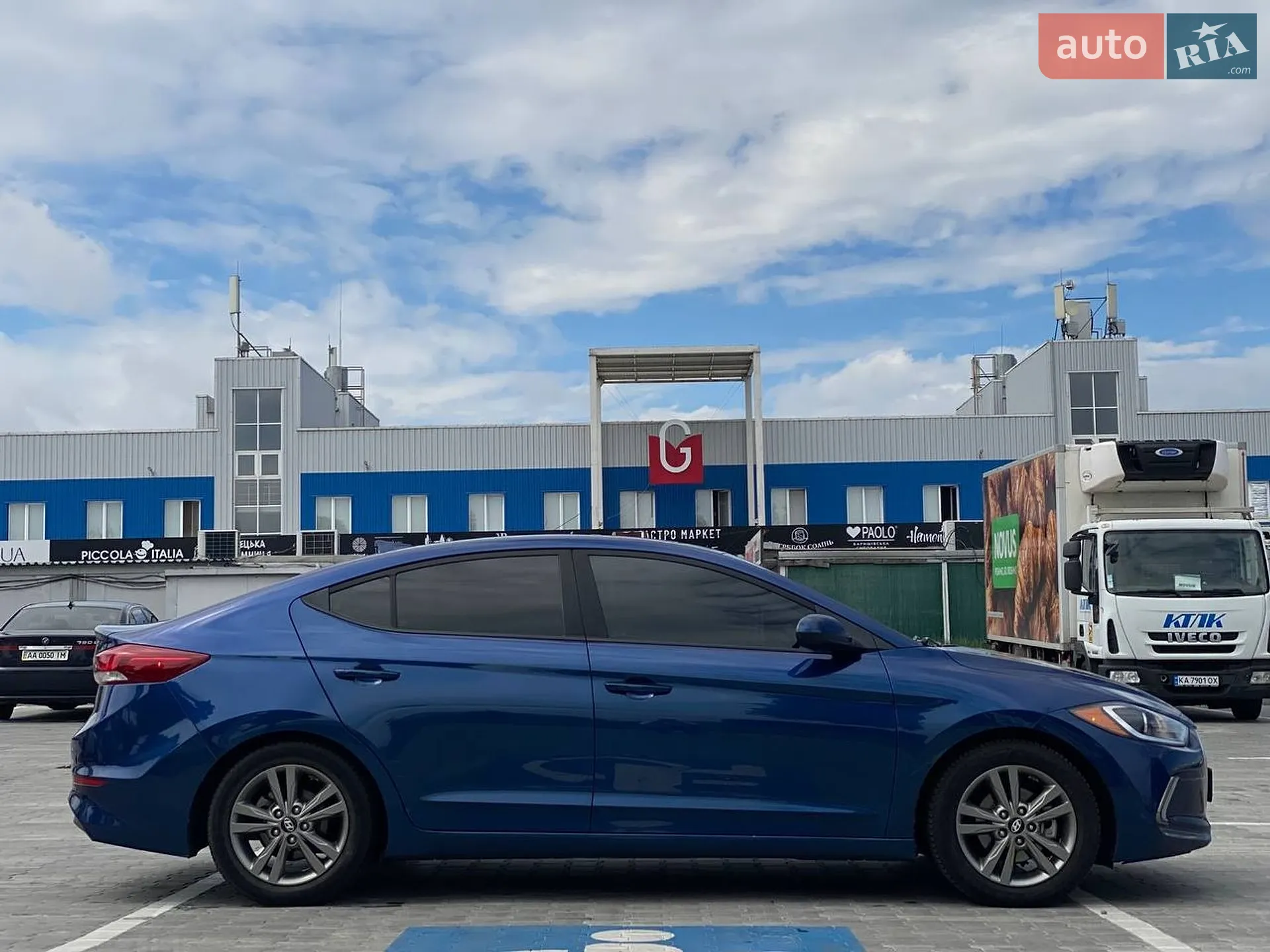 2018 Hyundai Elantra - мініатюра 8