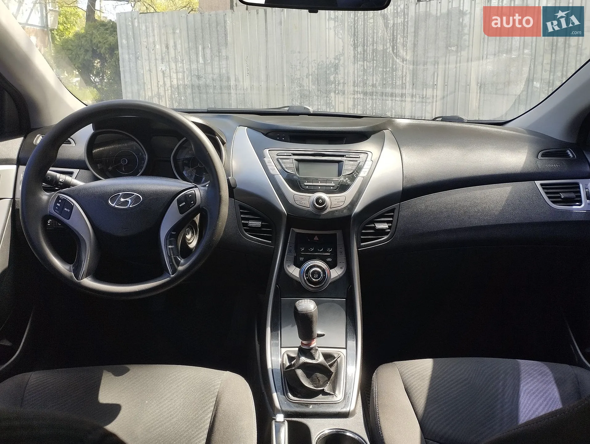 2013 Hyundai Elantra - мініатюра 14