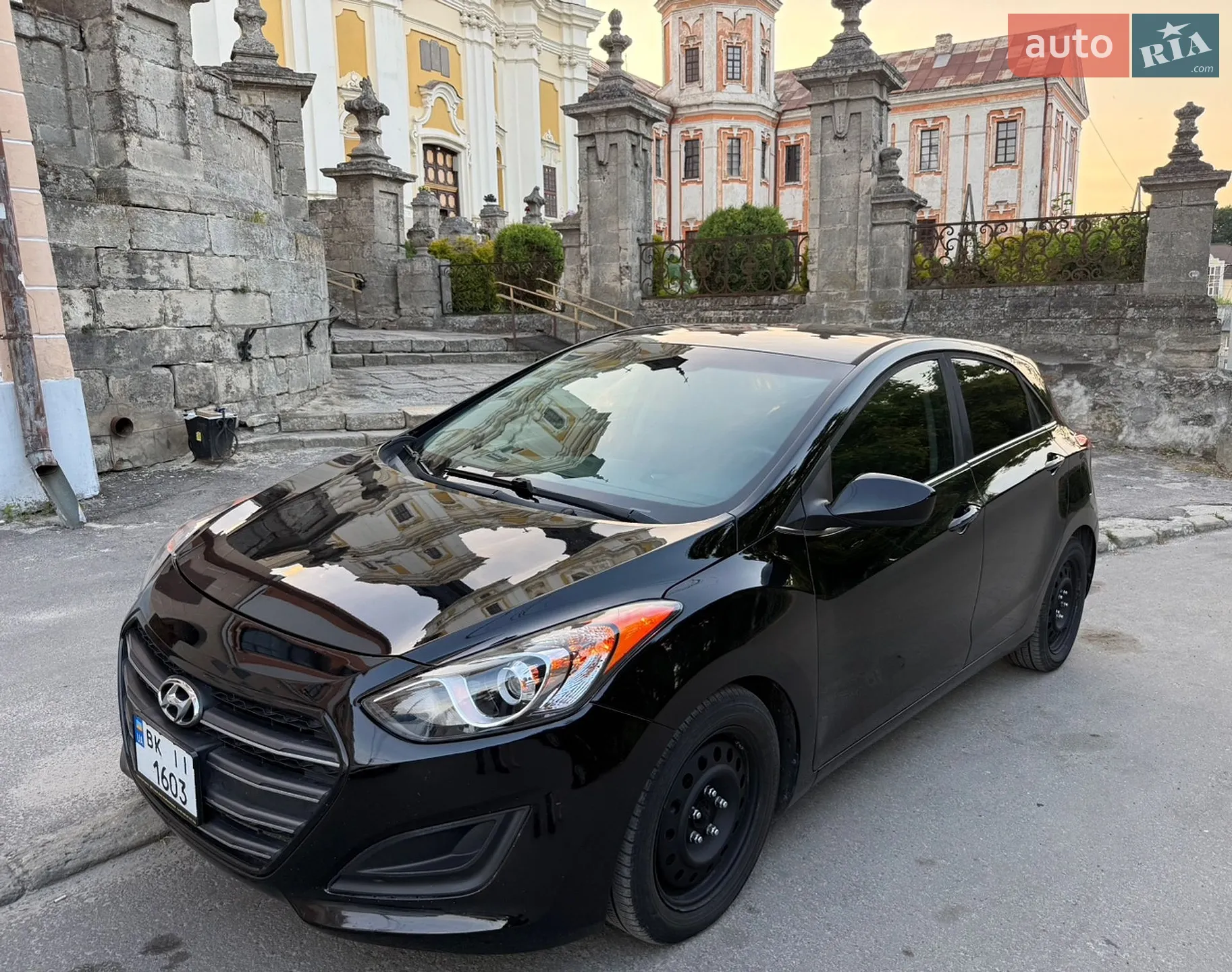 2016 Hyundai Elantra - мініатюра 2
