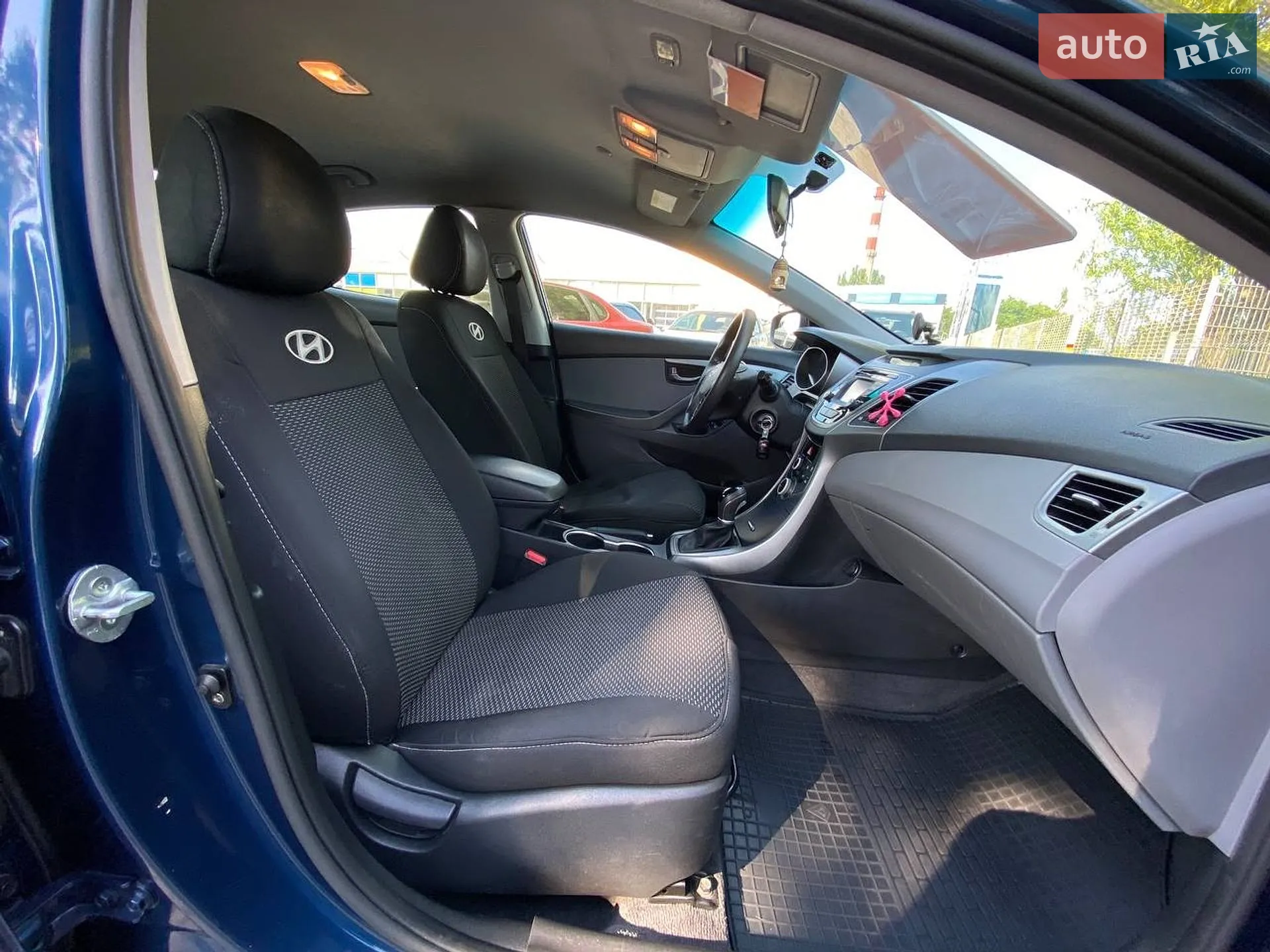 2014 Hyundai Elantra - мініатюра 13