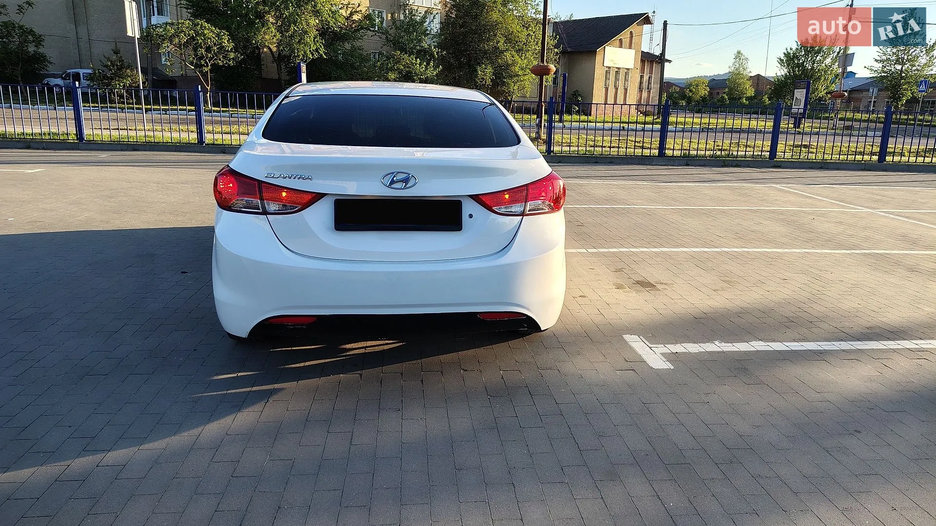 2013 Hyundai Elantra - мініатюра 7