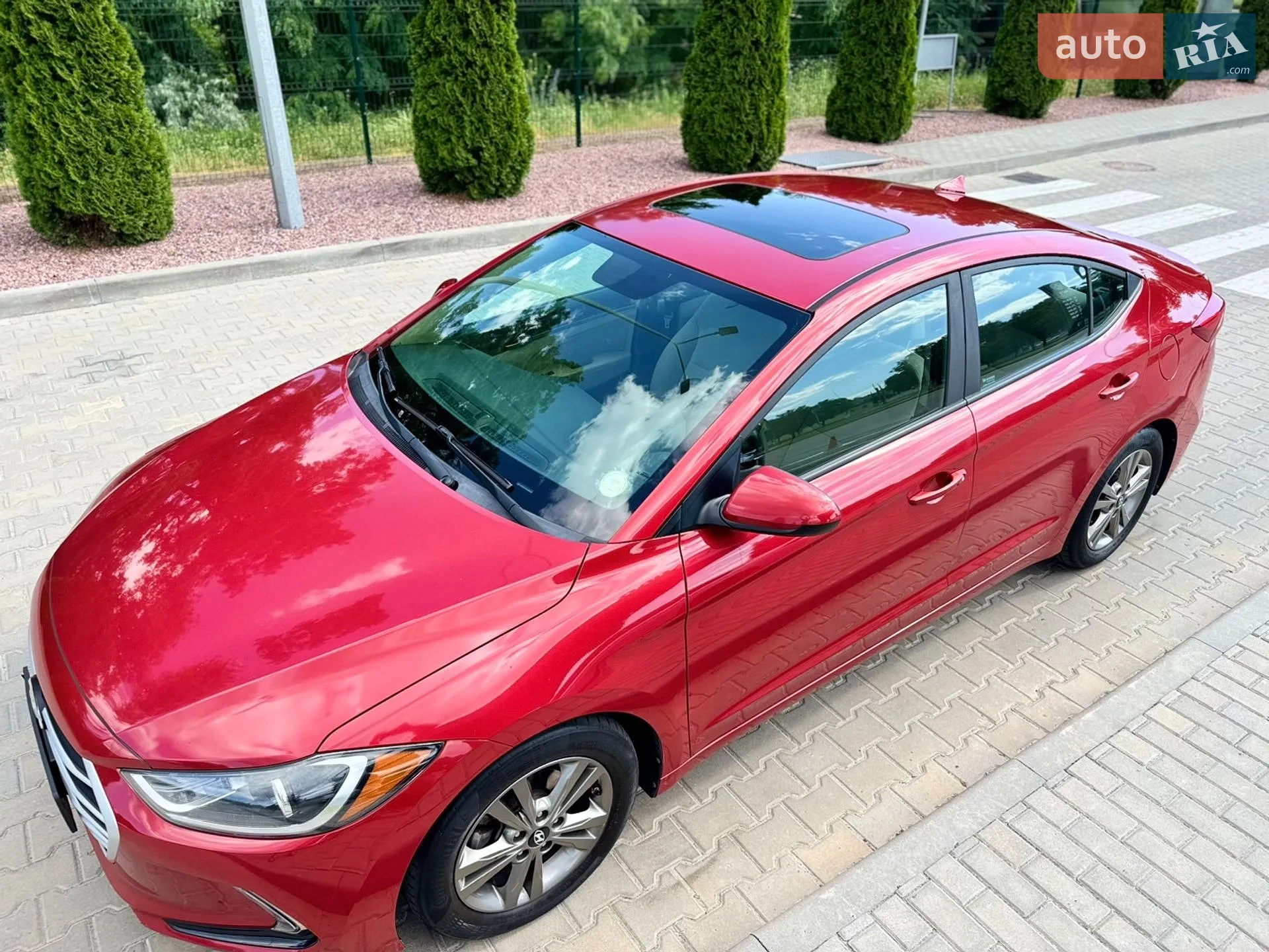 2017 Hyundai Elantra - мініатюра 18