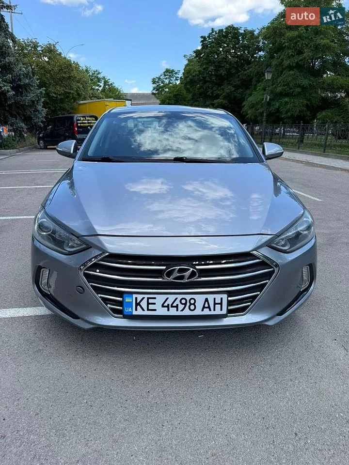 2016 Hyundai Elantra - мініатюра 29