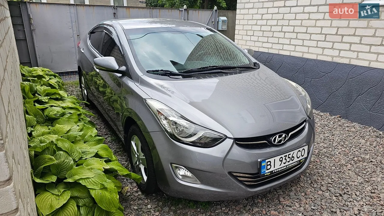 2011 Hyundai Elantra - мініатюра 17