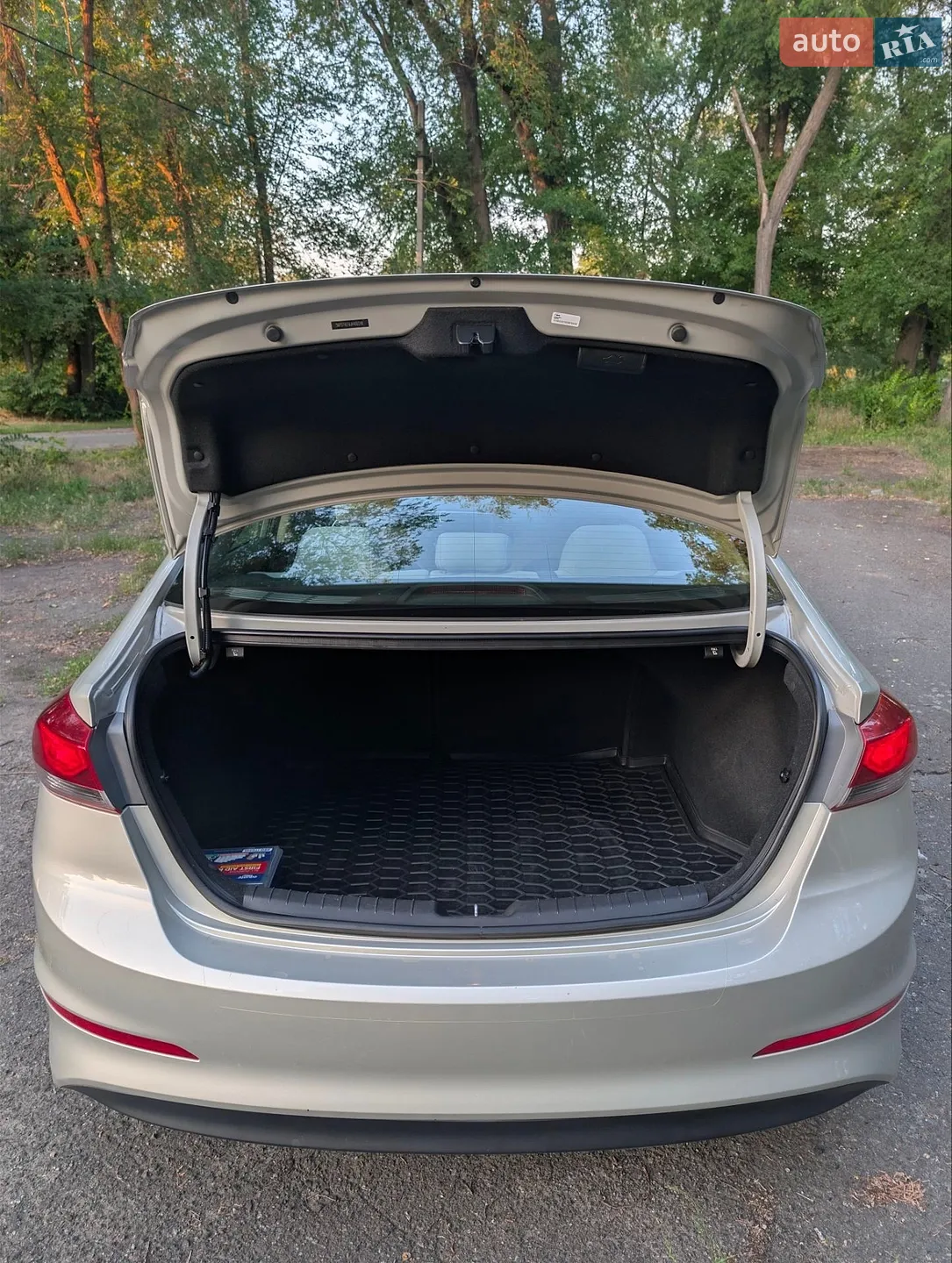 2018 Hyundai Elantra - мініатюра 7