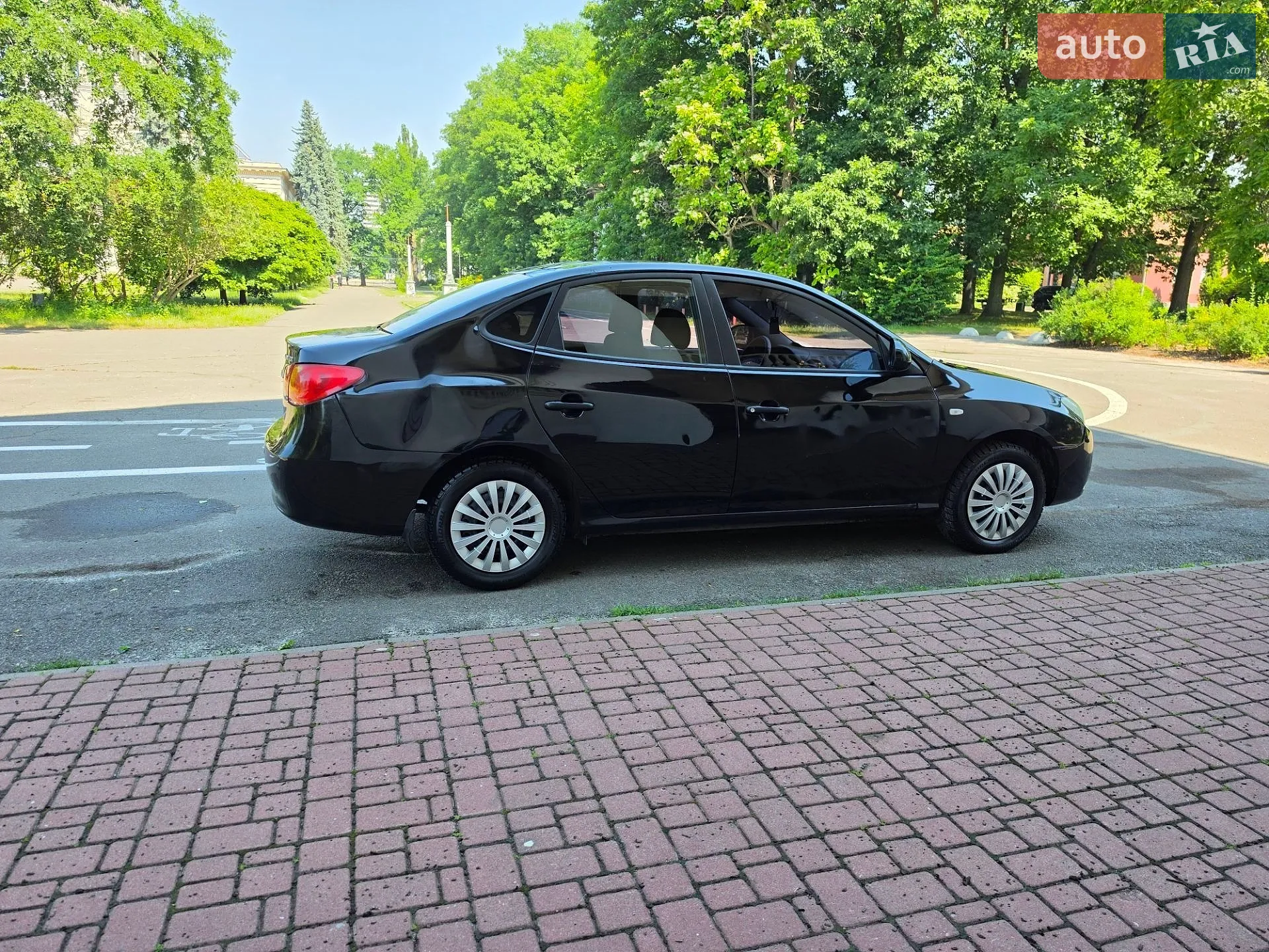 2010 Hyundai Elantra - мініатюра 8