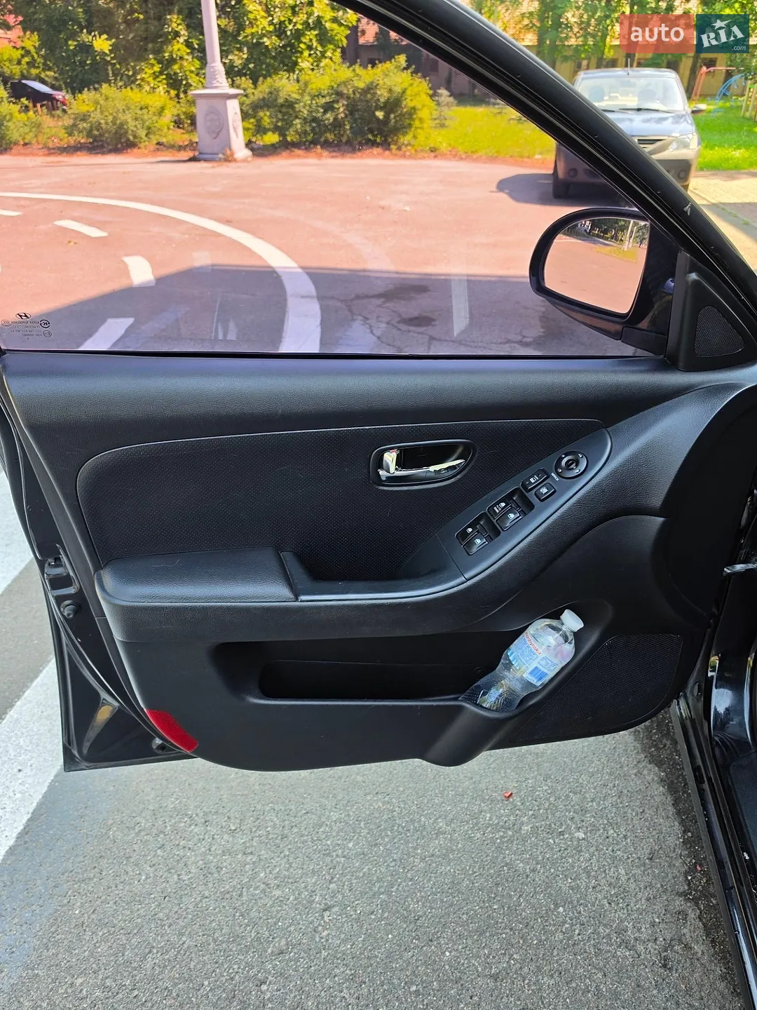 2010 Hyundai Elantra - мініатюра 22