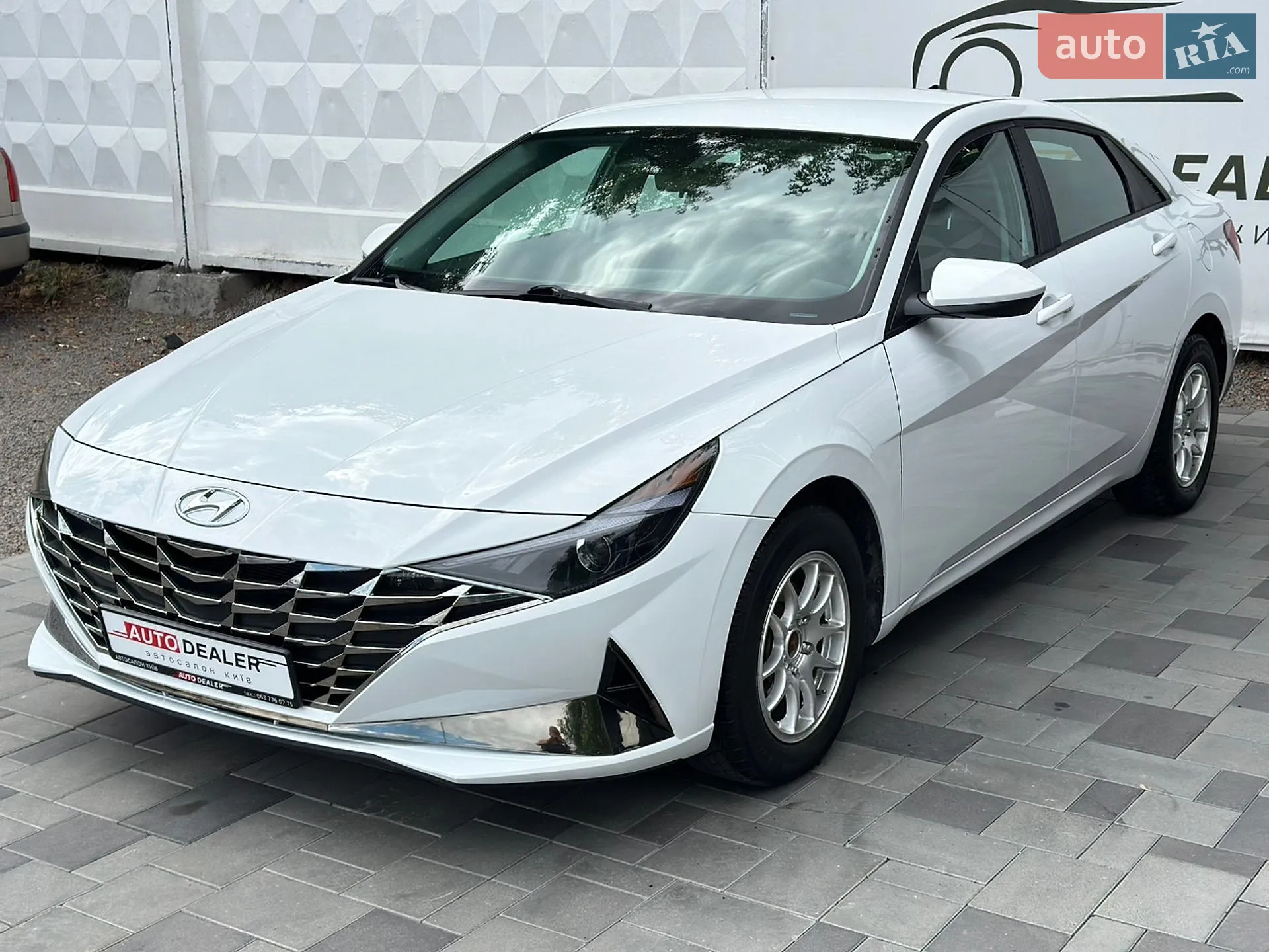 2022 Hyundai Elantra - мініатюра 3