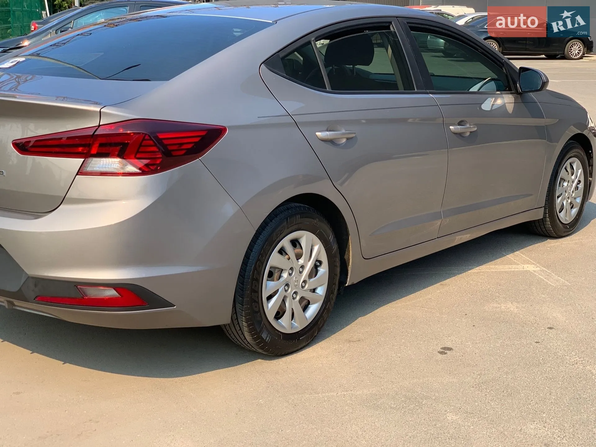 2019 Hyundai Elantra - мініатюра 4