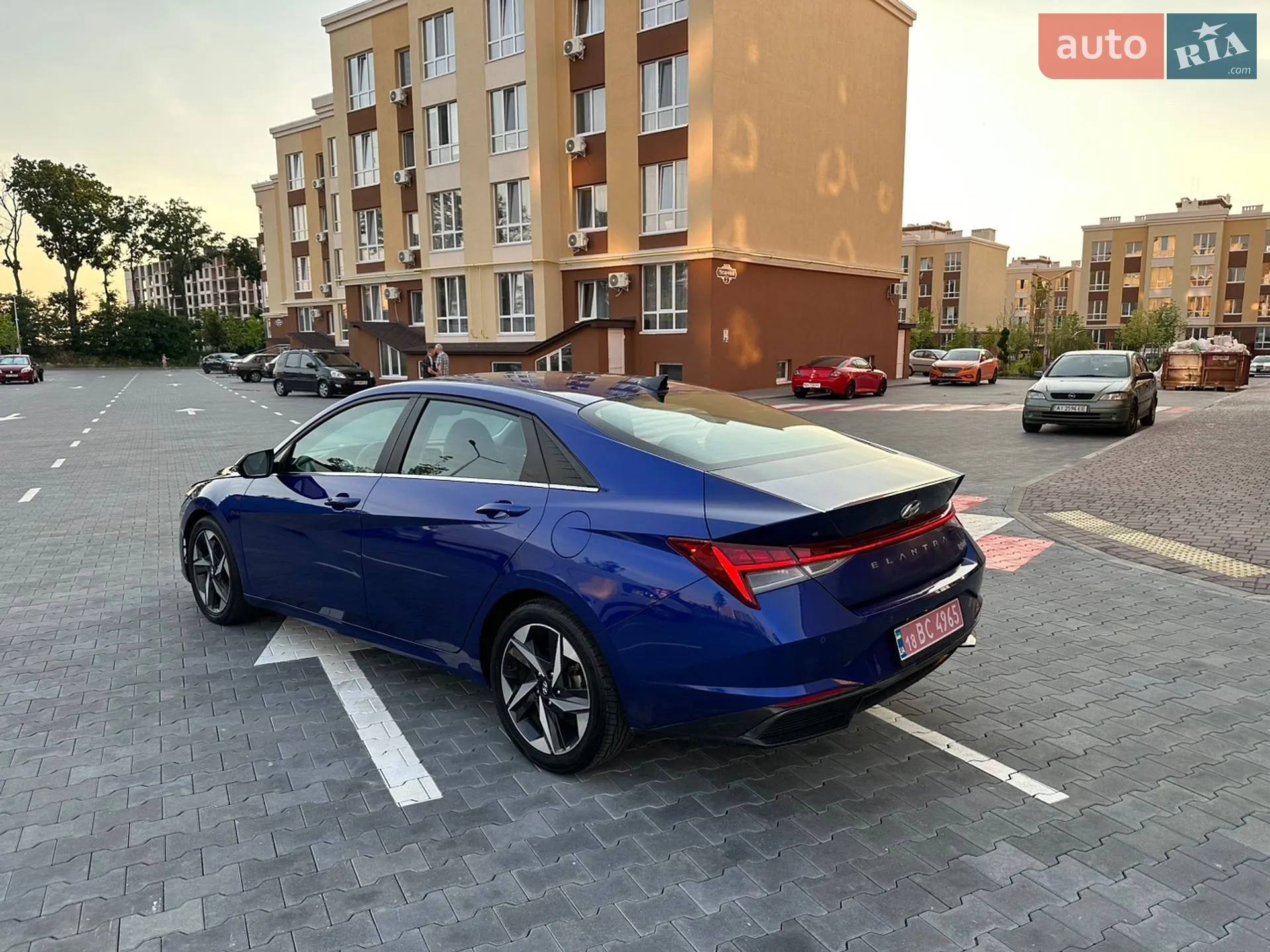 2023 Hyundai Elantra - мініатюра 5
