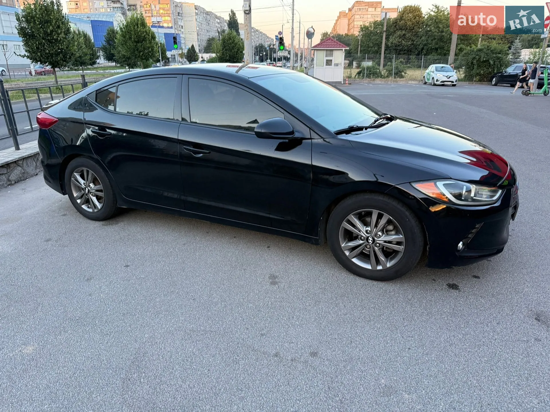 2016 Hyundai Elantra - мініатюра 5