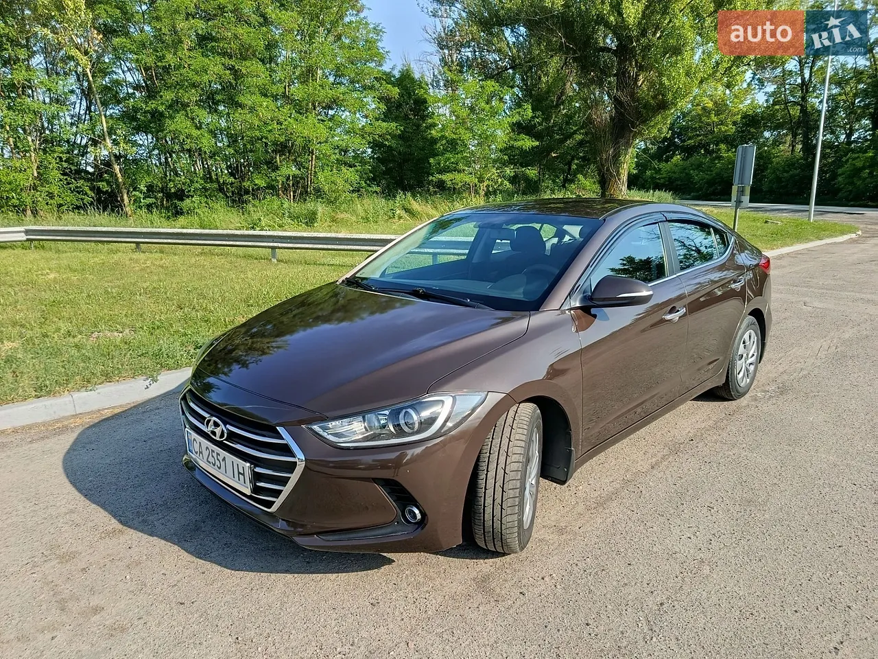 2018 Hyundai Elantra - мініатюра 21
