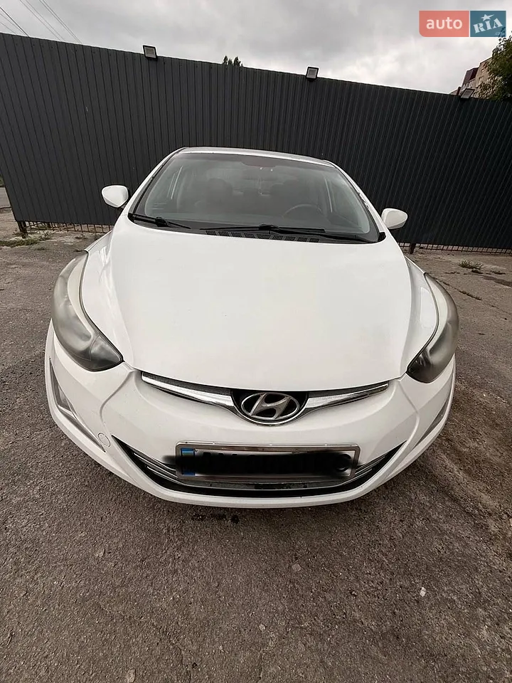 2013 Hyundai Elantra - мініатюра 15