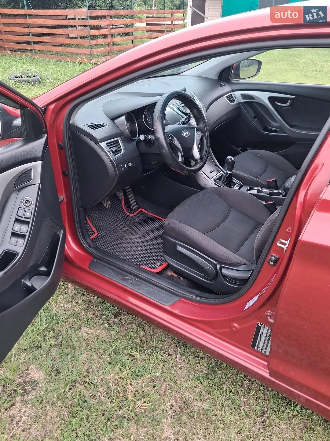 2012 Hyundai Elantra - мініатюра 18