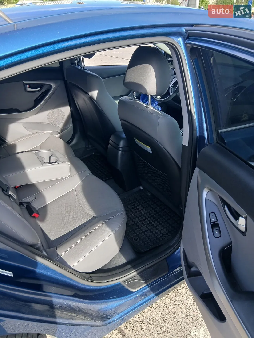 2014 Hyundai Elantra - мініатюра 4
