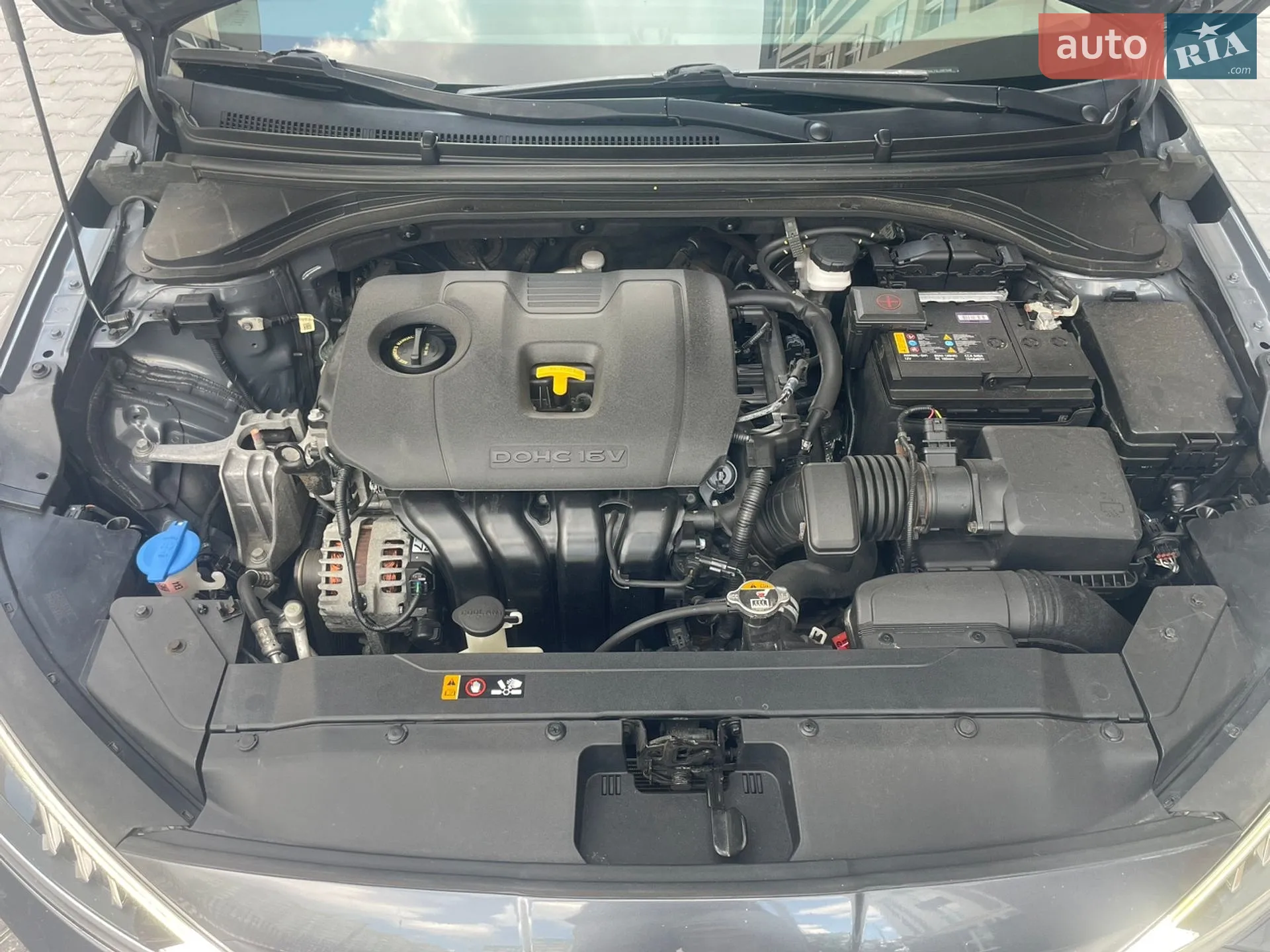 2019 Hyundai Elantra - мініатюра 25