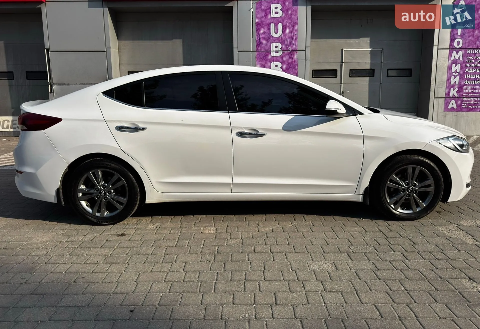 2016 Hyundai Elantra - мініатюра 8