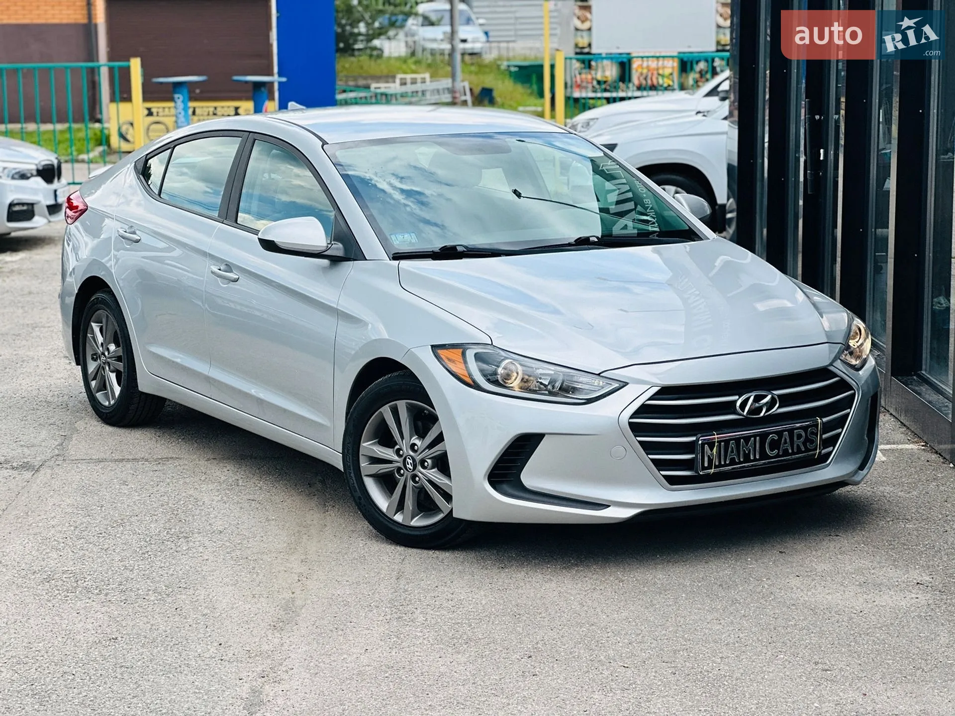 2017 Hyundai Elantra - мініатюра 8