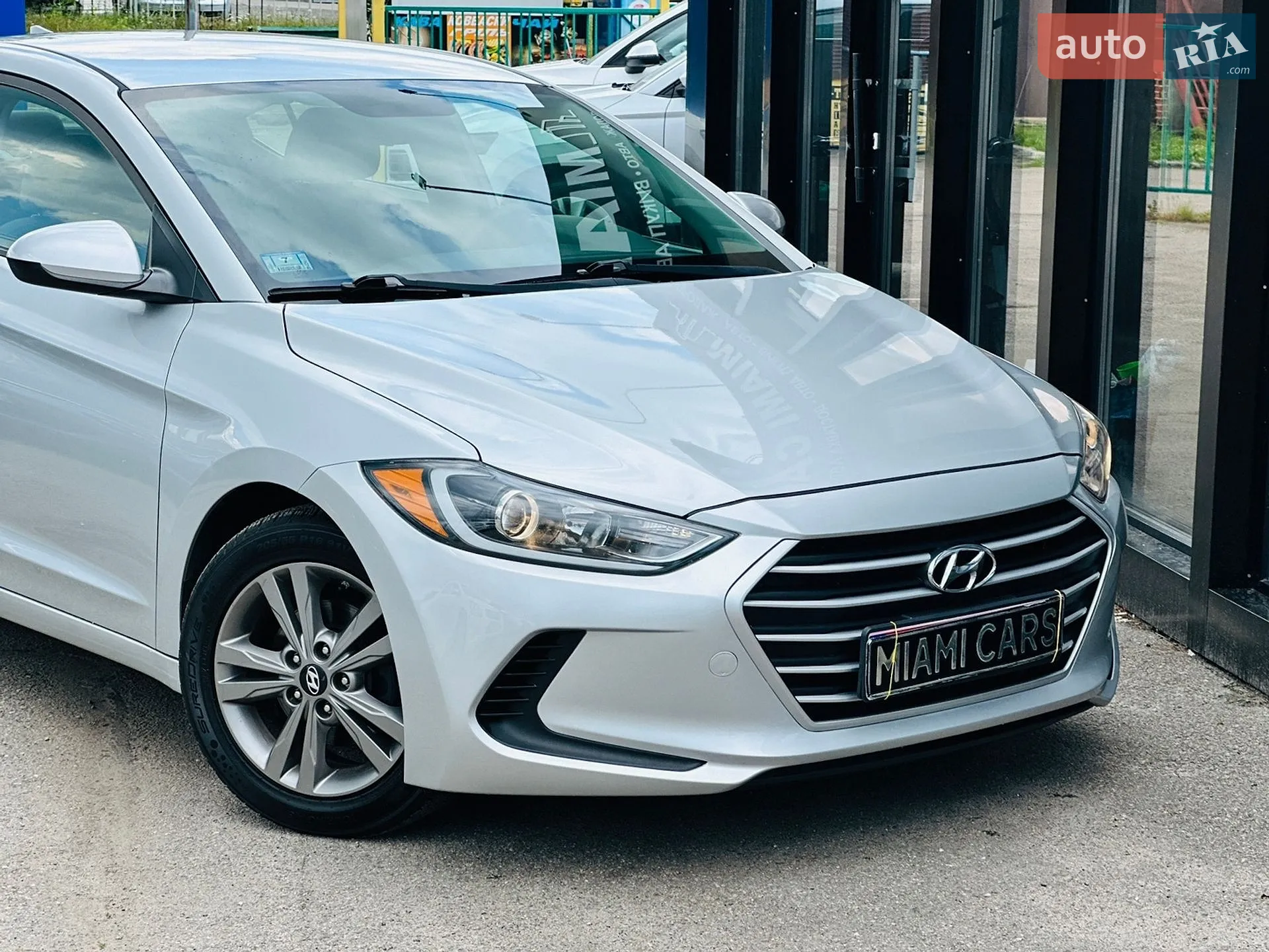 2017 Hyundai Elantra - мініатюра 10