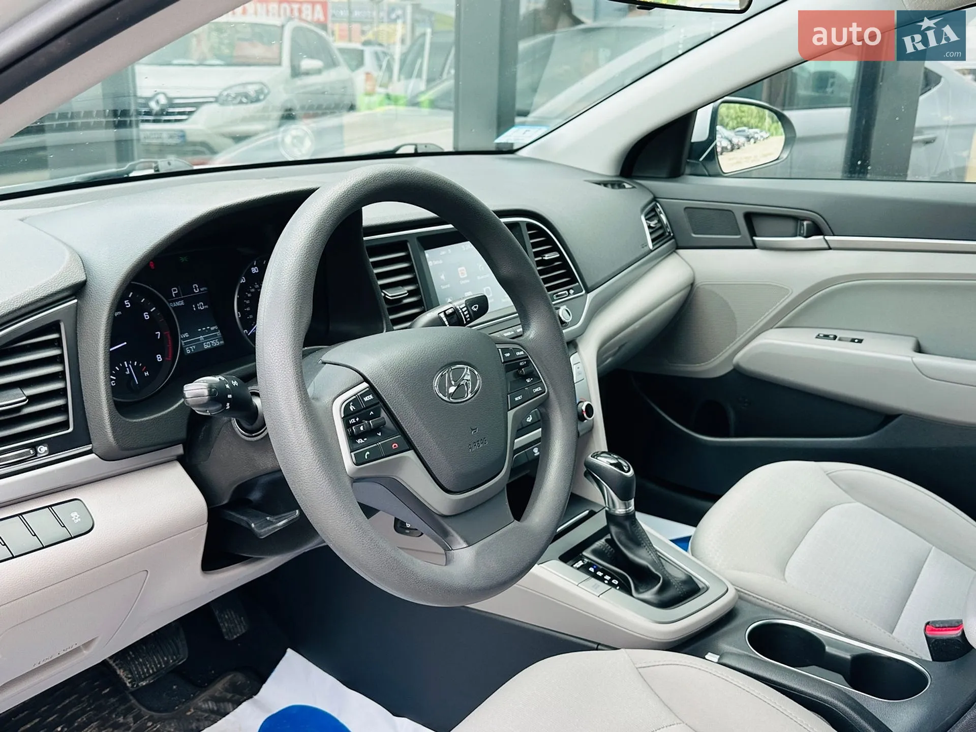 2017 Hyundai Elantra - мініатюра 24