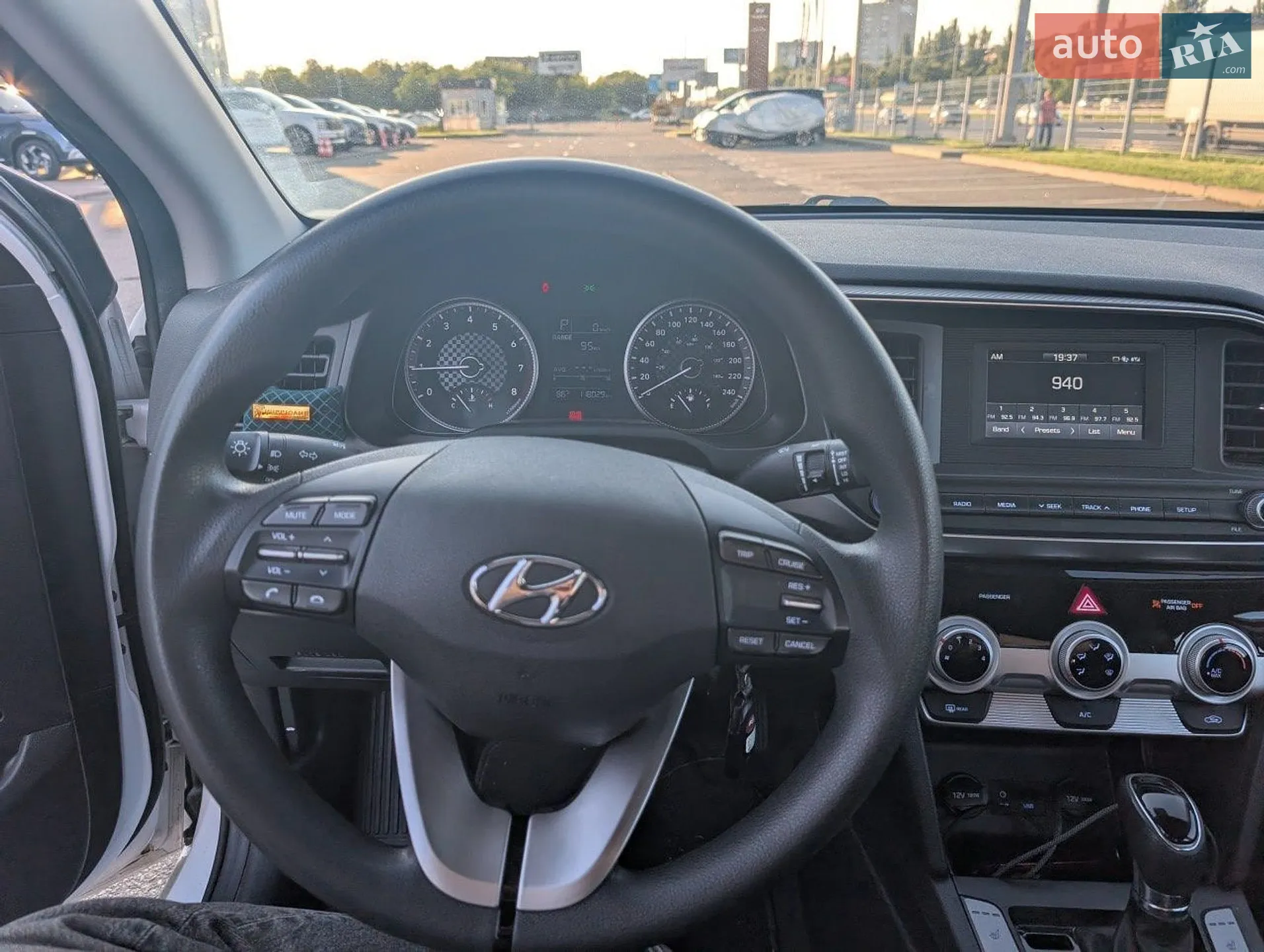 2019 Hyundai Elantra - мініатюра 7