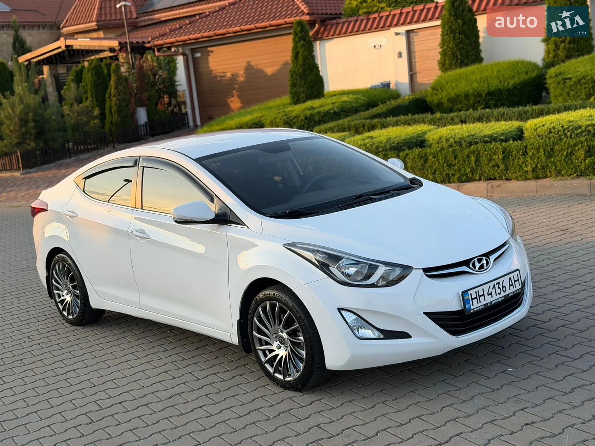 2015 Hyundai Elantra - мініатюра 27