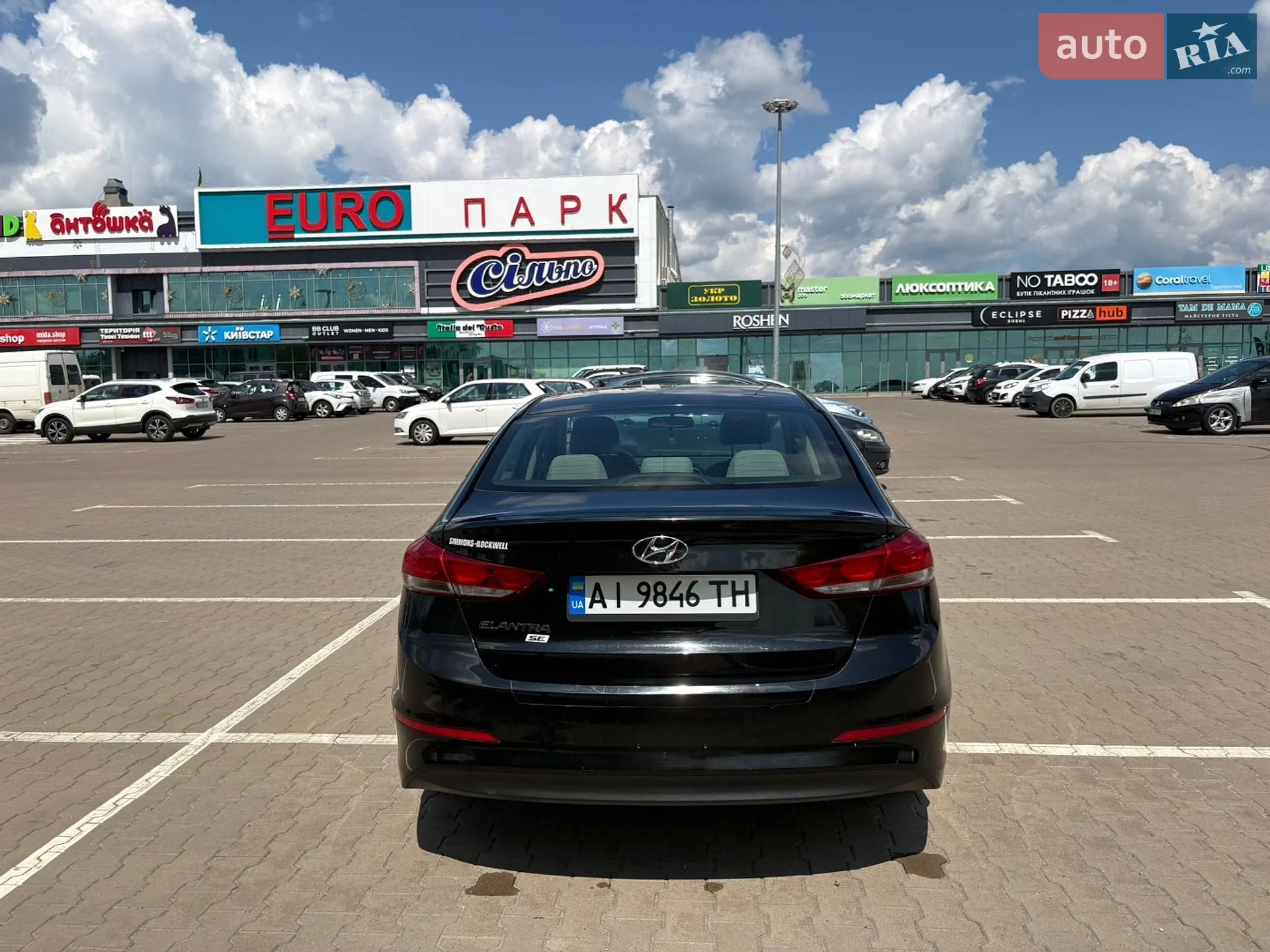 2018 Hyundai Elantra - мініатюра 12